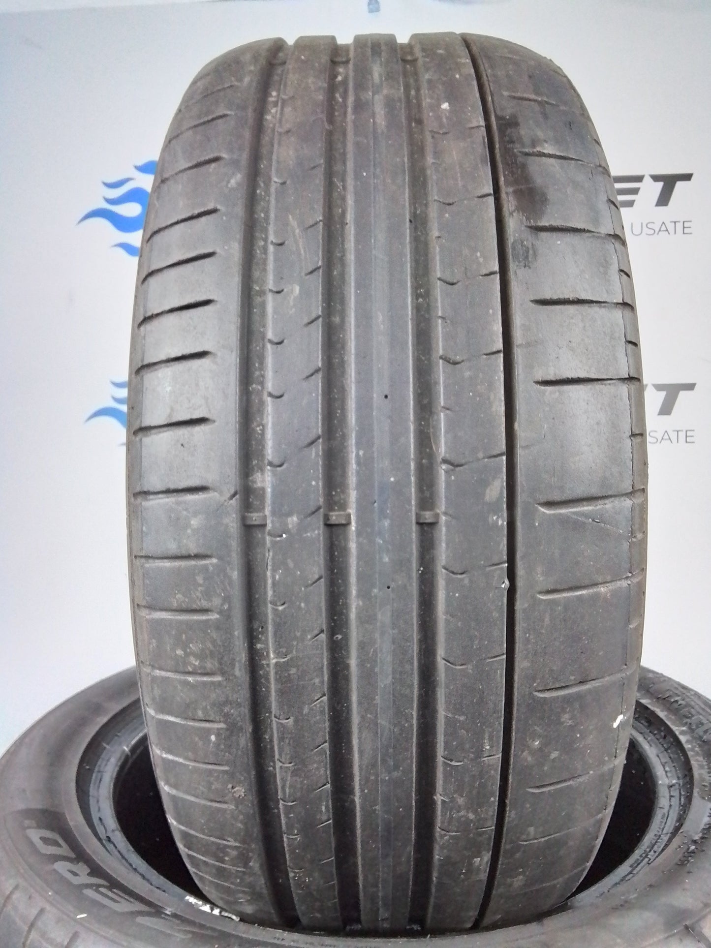 2 Pirelli Pzero  275 40 21 107Y Runflat