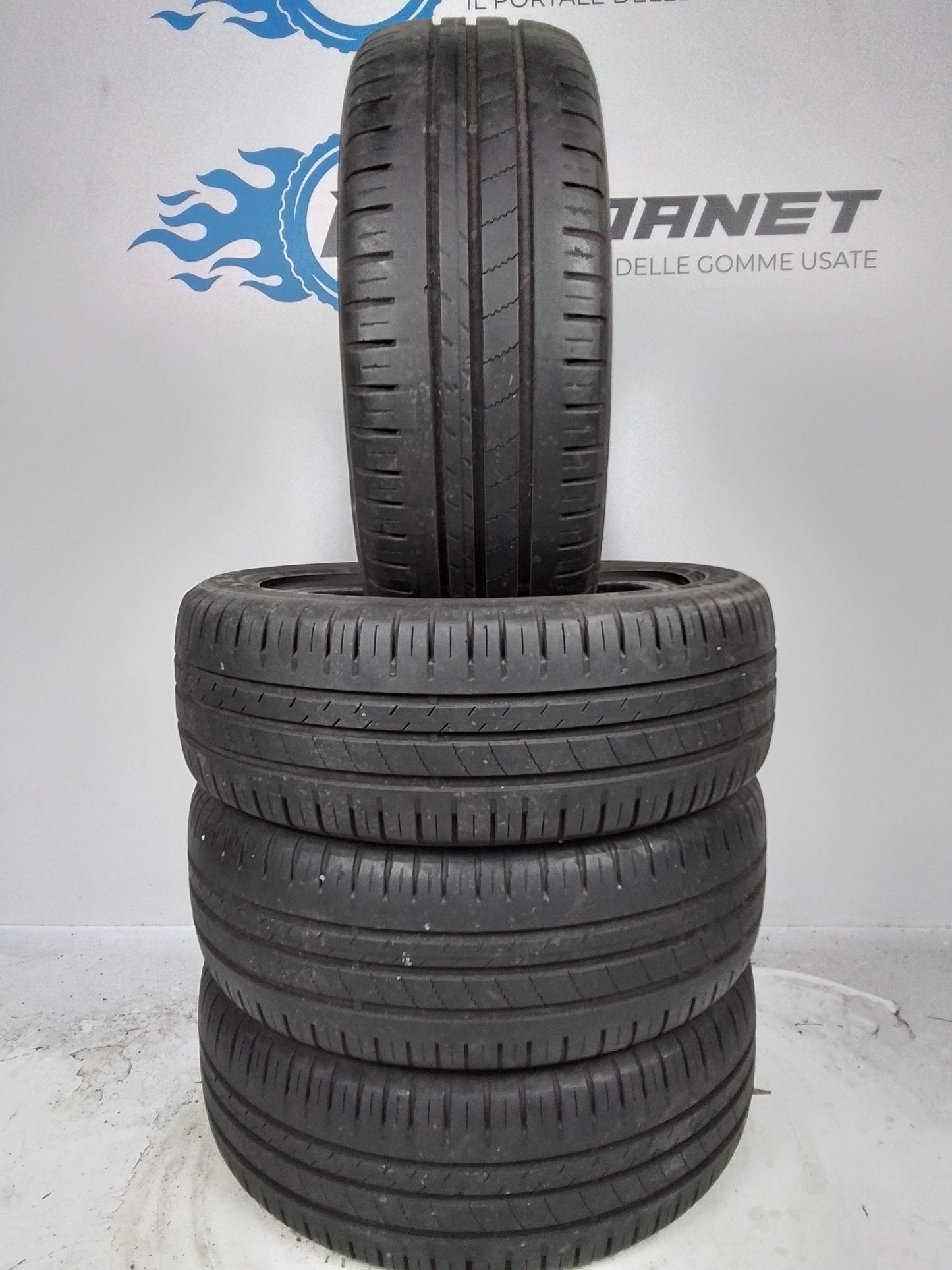 4 Goodyear Efficentgrip  185 55 15 82H