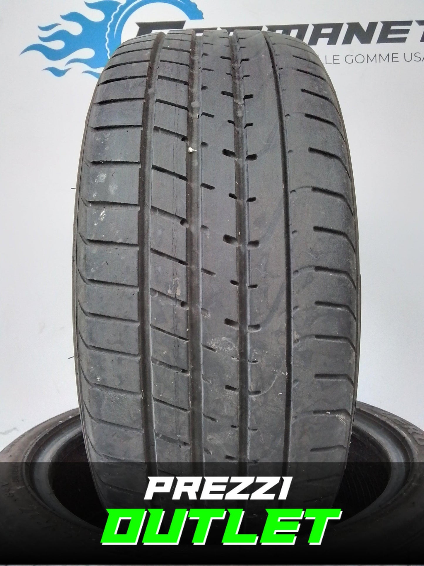 2 Pirelli Pzero Nero 205 40 17 84W