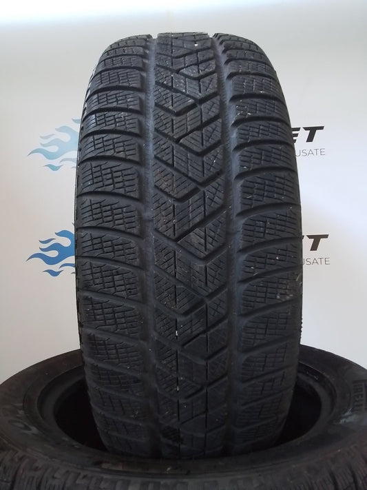 4 Pirelli Scorpion Winter 215 65 17 99H m+s