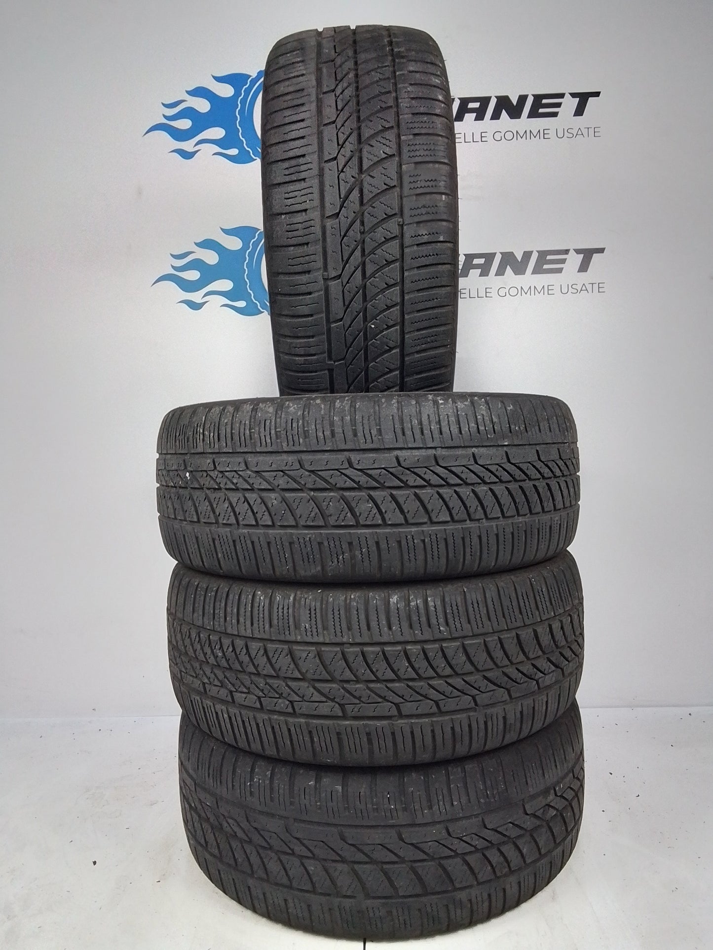 4 Hankook Kinergy 4S 215 50 17 91H