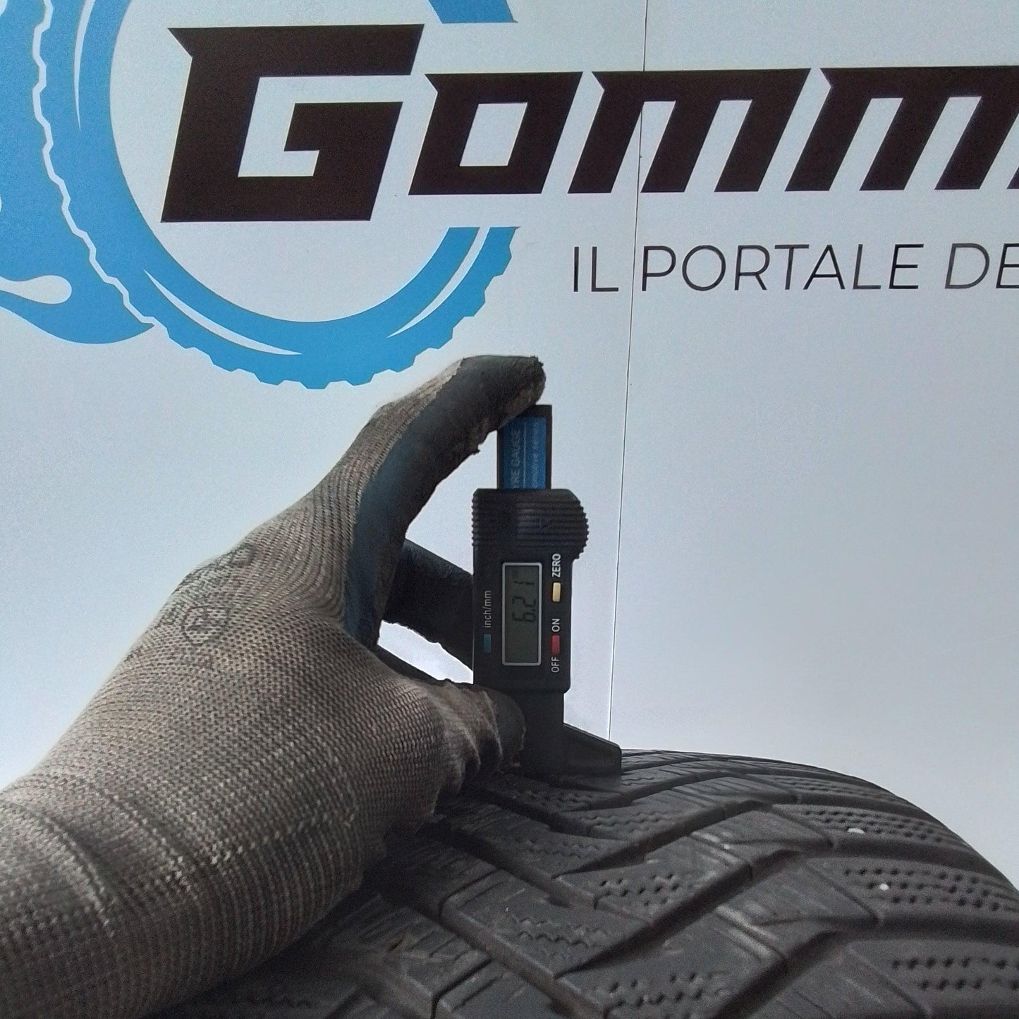 4 Laufen 245/40 R18 I Fit