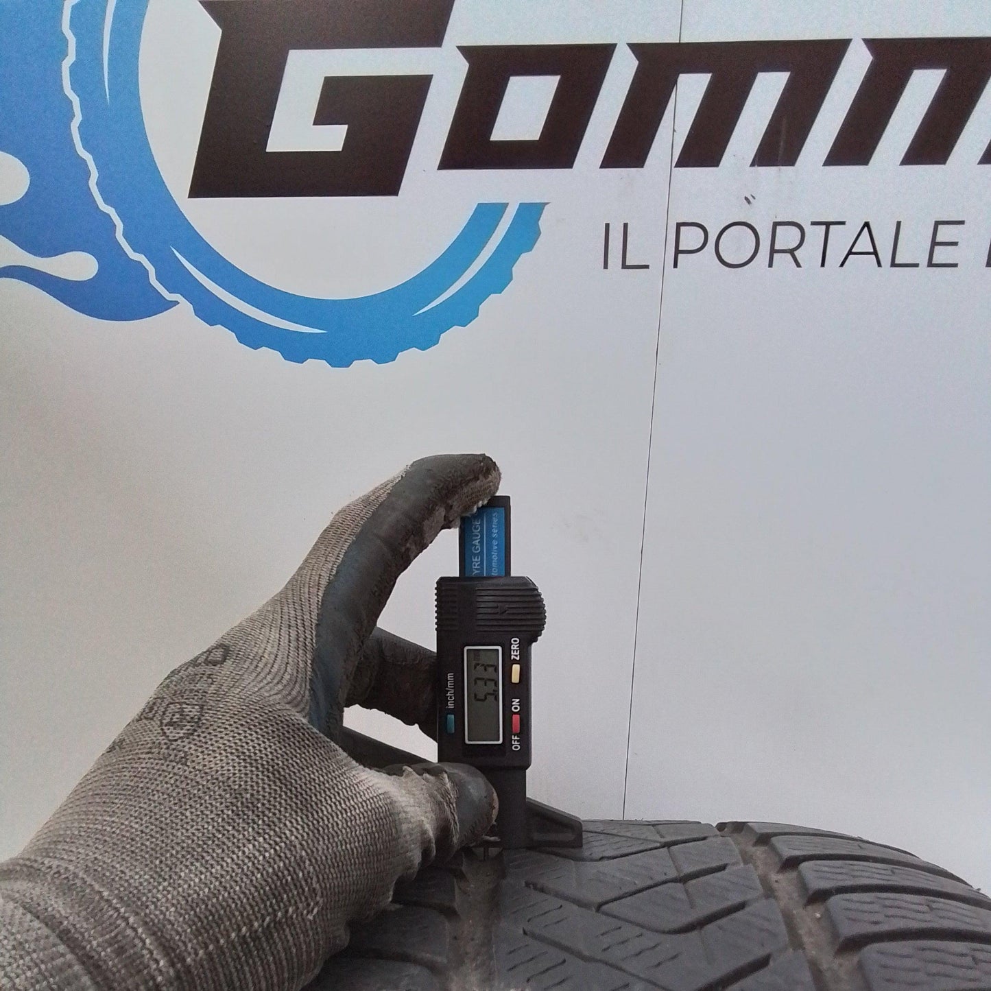 2 Pirelli 245/40 R18 Sottozero 3 Winter  XL M+S