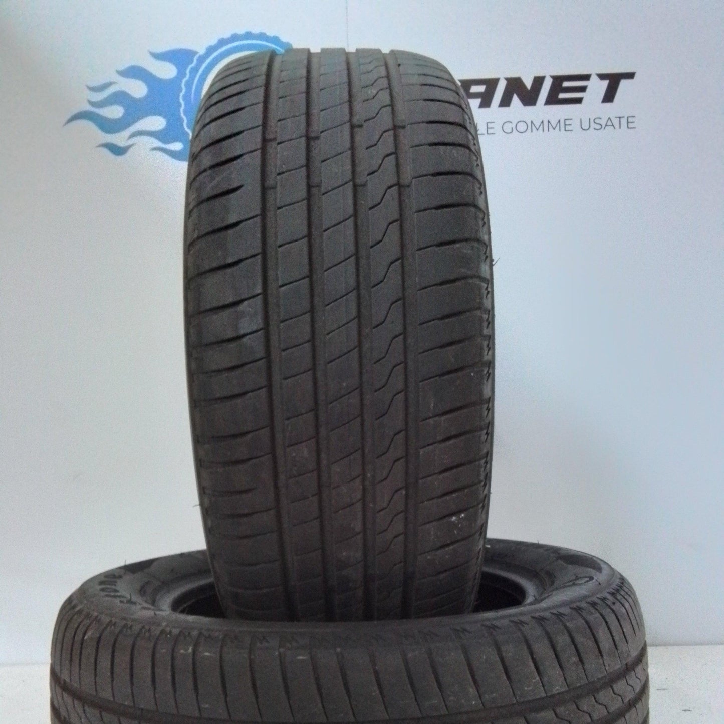 2 Firestone 205/55 R16 Roadhawk