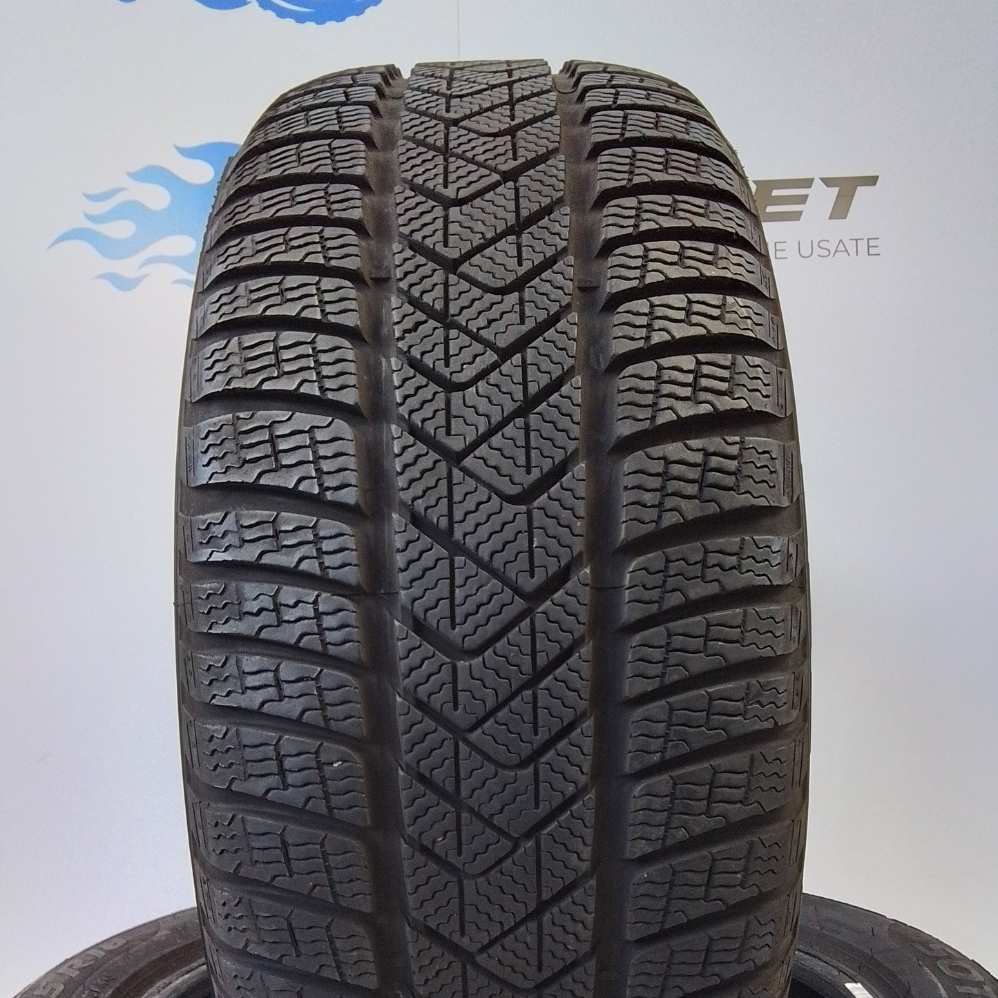 2 Pirelli Sottozero 3 winter 215 50 18 92V m+s