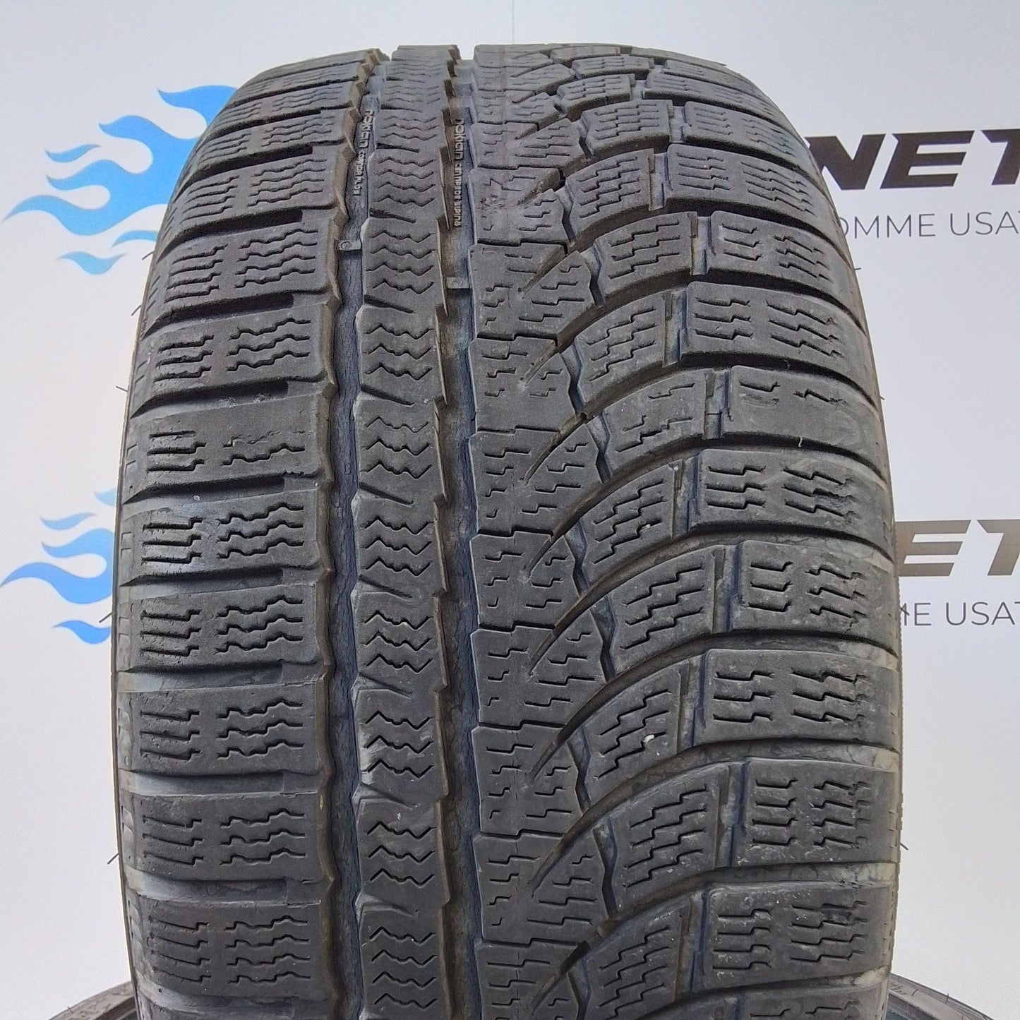 4 Nokian 235/45 R19 Wr A4