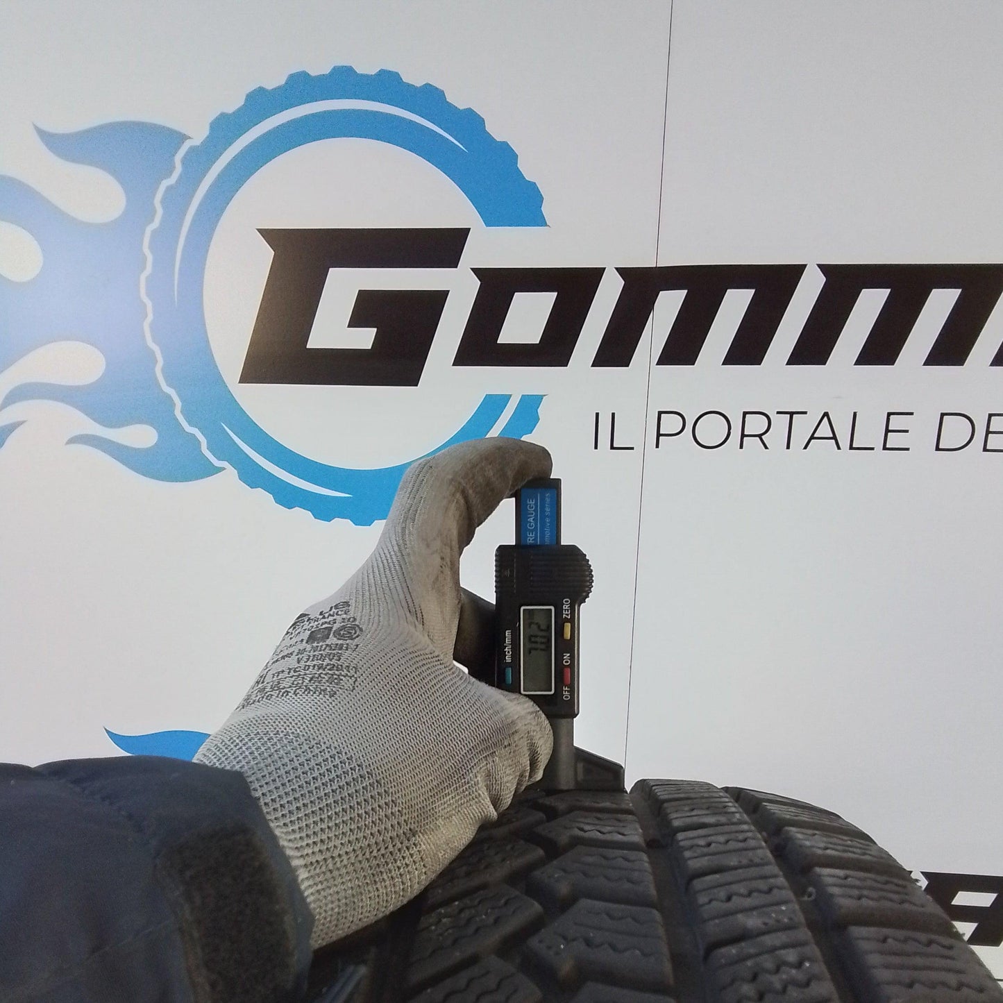 2 Ovation 215/60 R17 W586 96H M+S