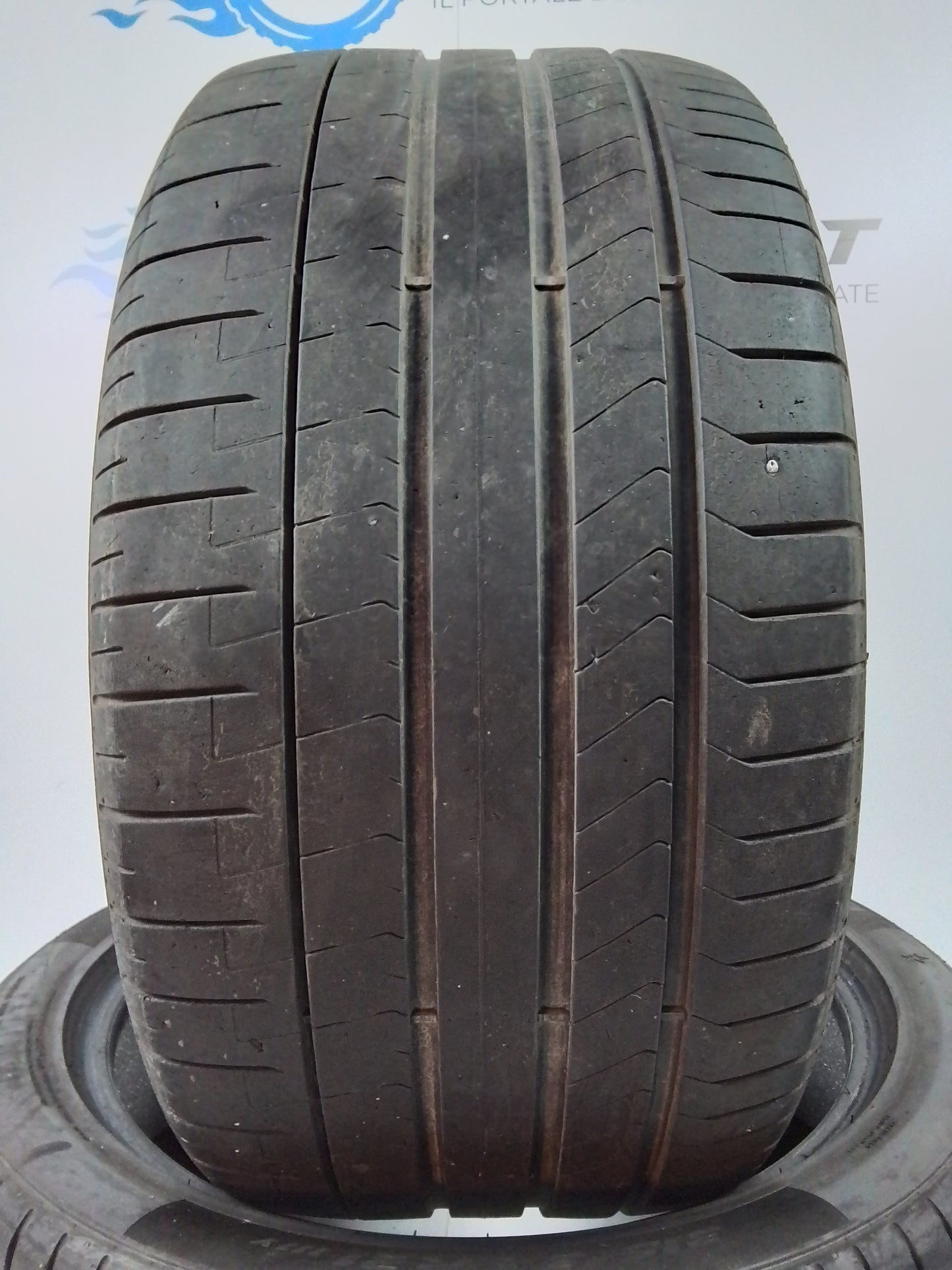 2 Pirelli P Zero 315 35 21 111Y