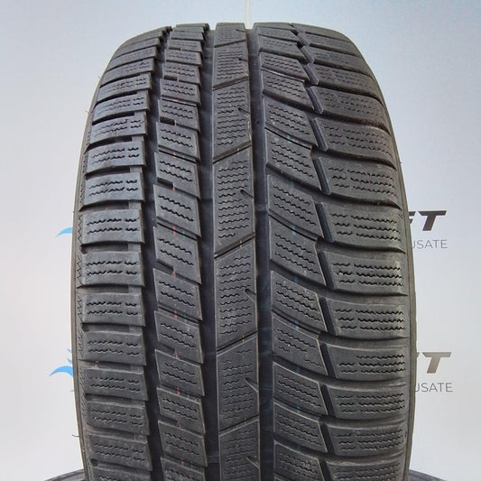 4 Toyo 245/40 R19 Snowprox S954