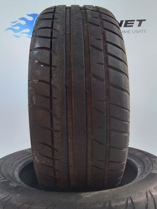 2 Taurus high Performance (Michelin) 195 55 16 91V