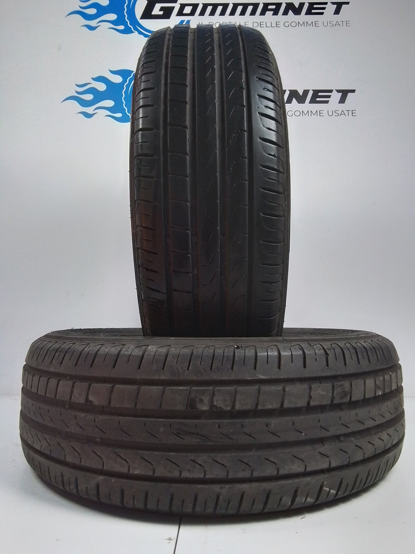 2 Pirelli Scorpion verde 215 65 17 99V