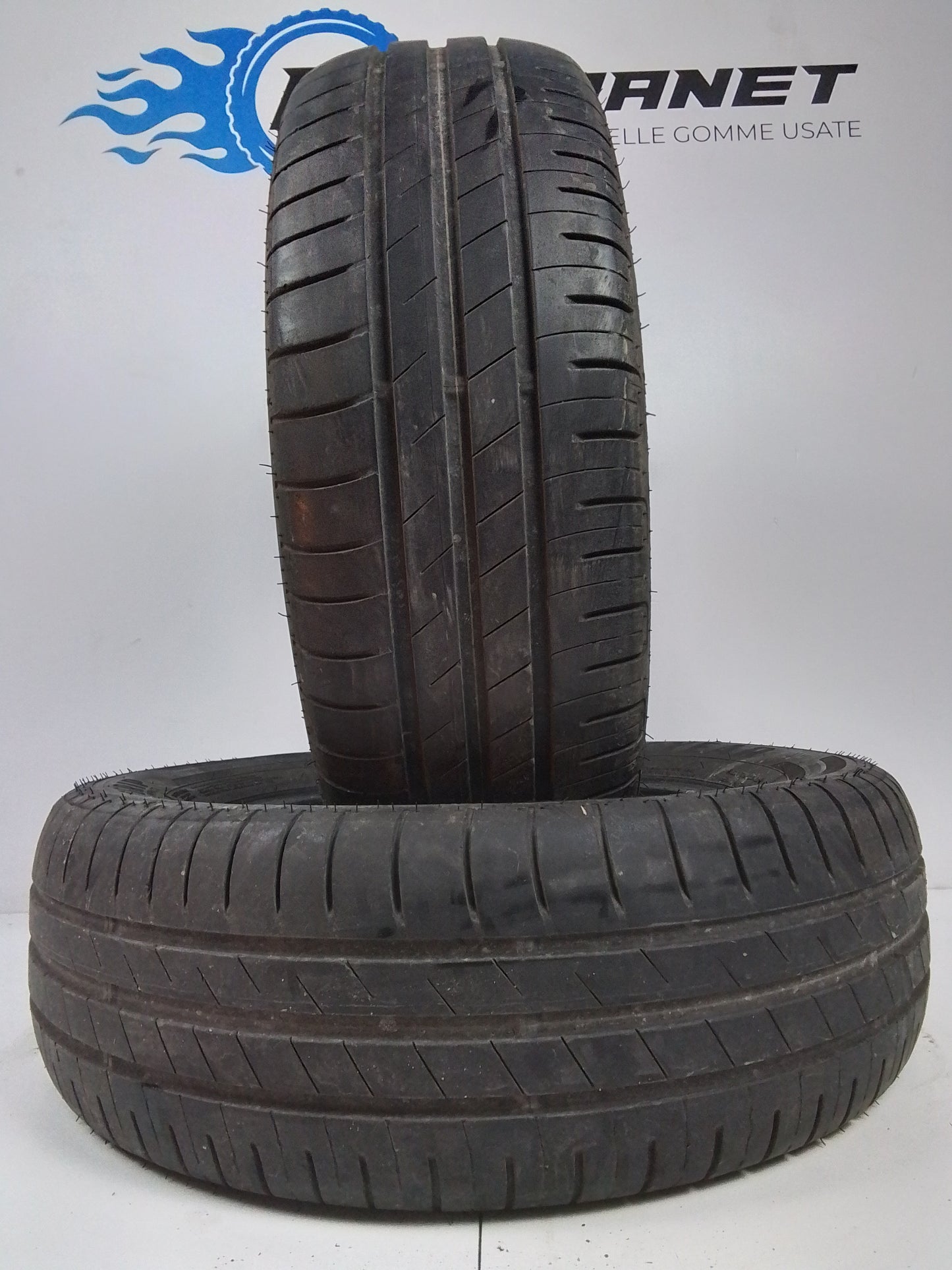 2 Goodyear Efficentgrip 185 55 15 82H