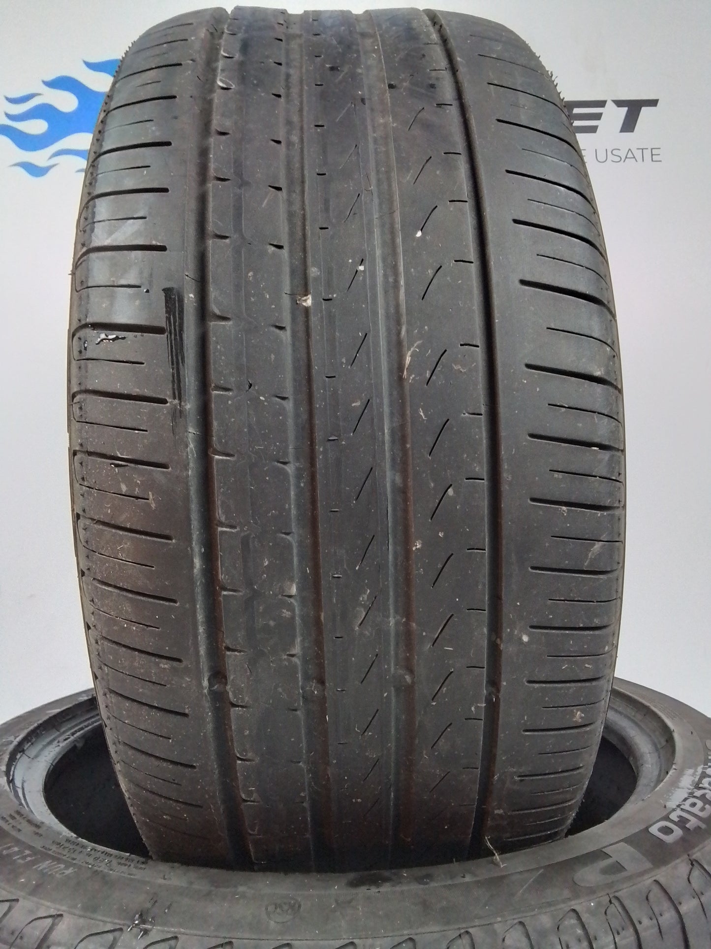 2 Pirelli Cinturato P7 255 40 18 95W Runflat