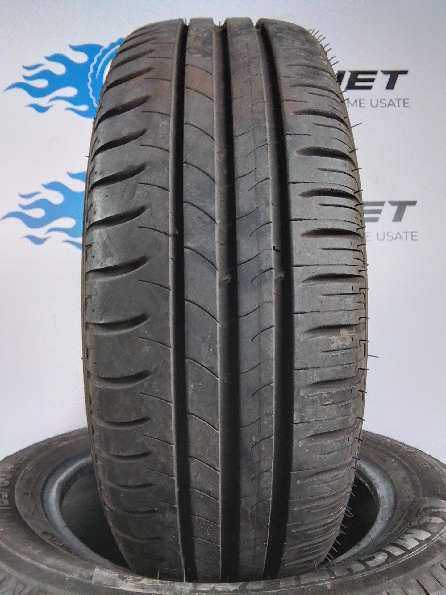 2 Michelin Energy Saver 215 60 16 95H