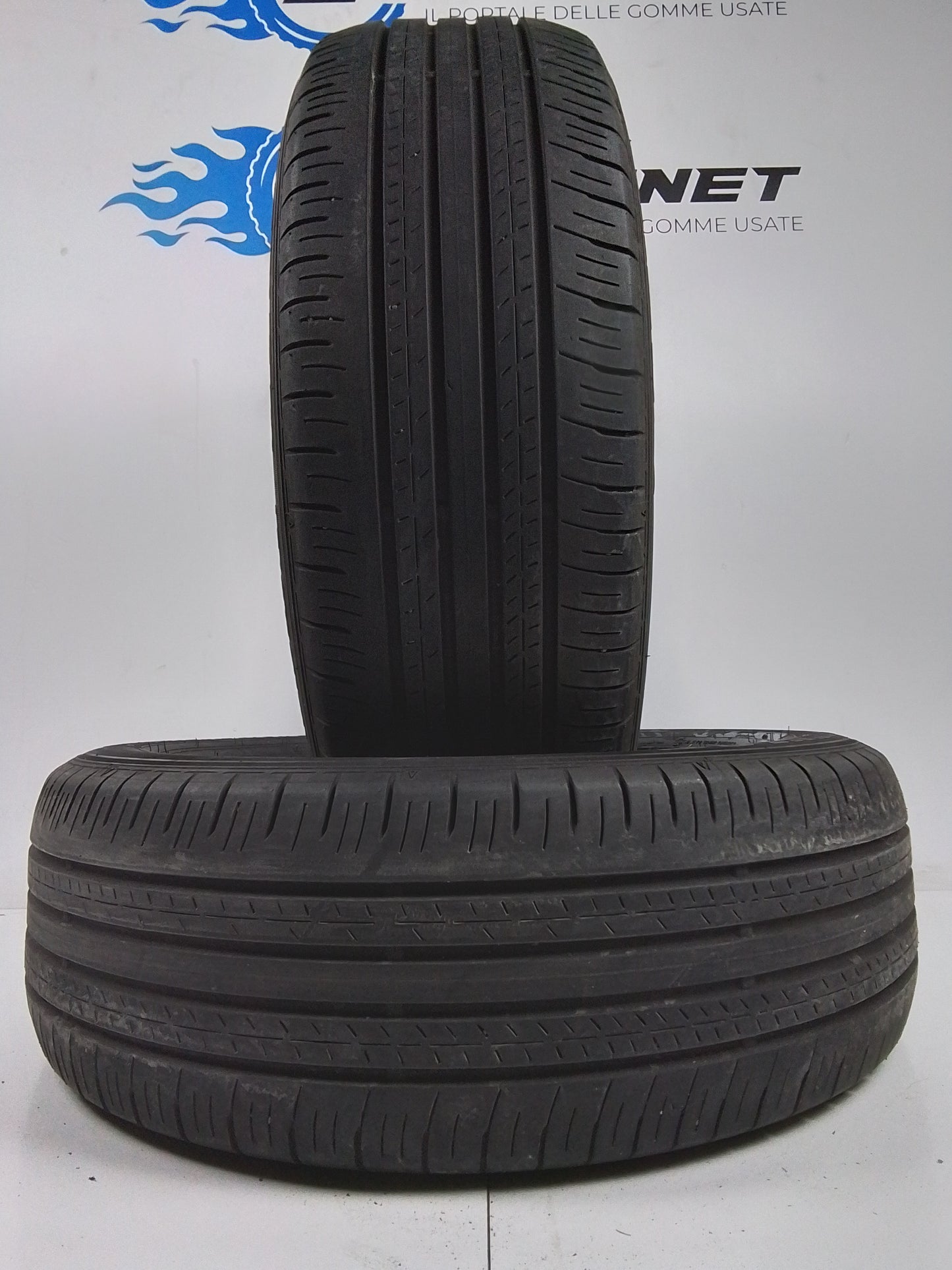 2 Dunlop Grandtrek PT30 225 60 18 100H