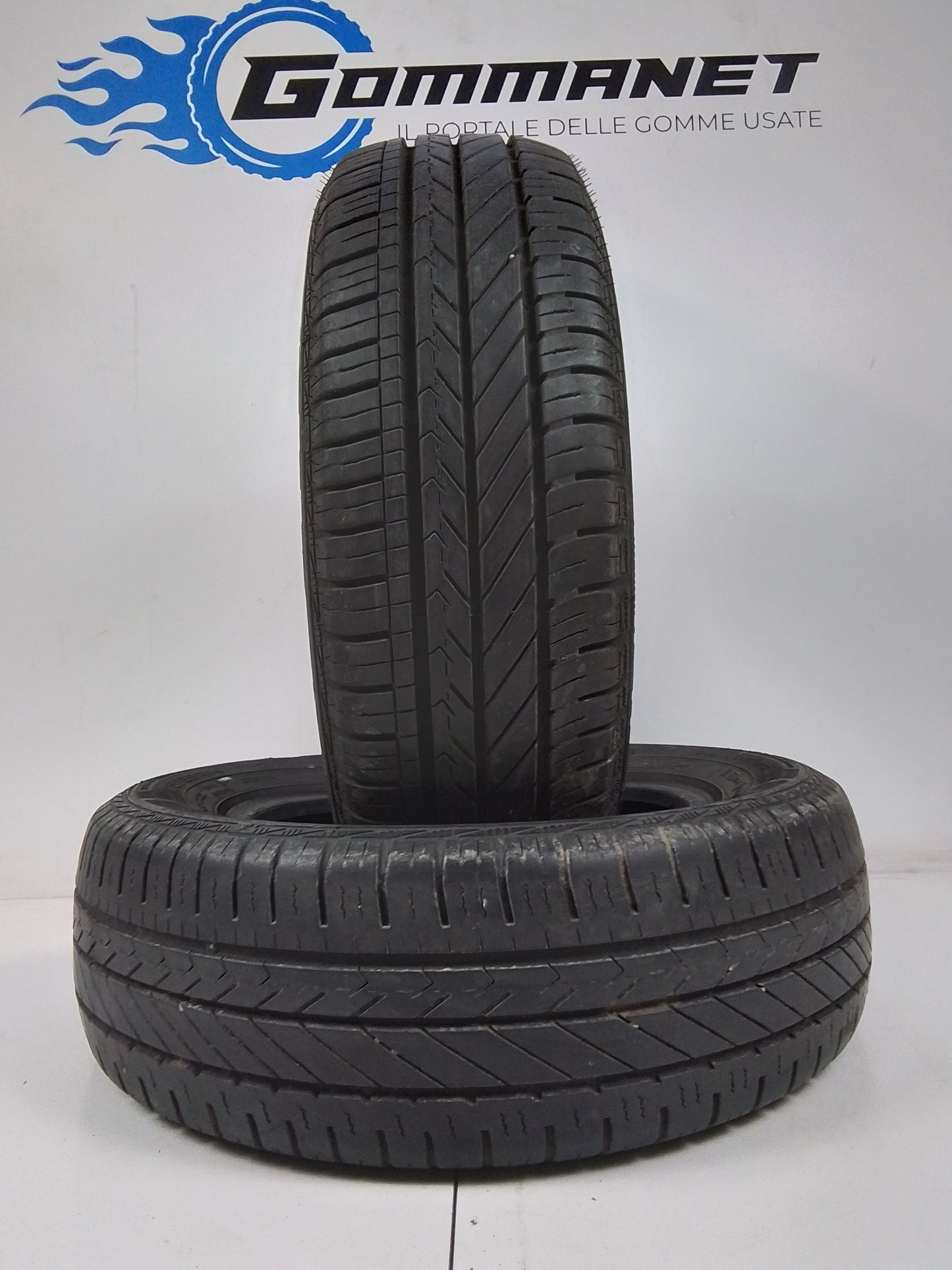 2 Goodyear Duragrip 165 65 14 79T