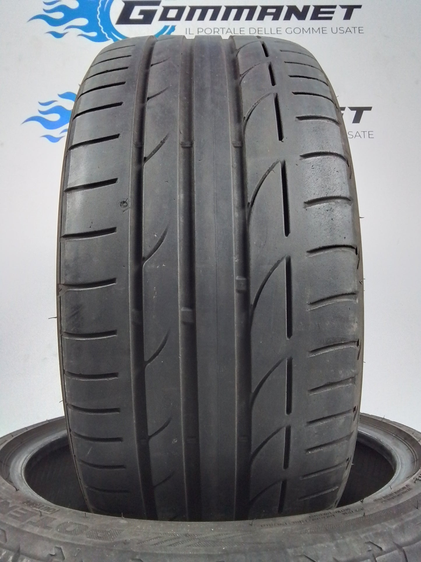 2 Bridgestone Potenza S001 245 35 18 88Y Runflat