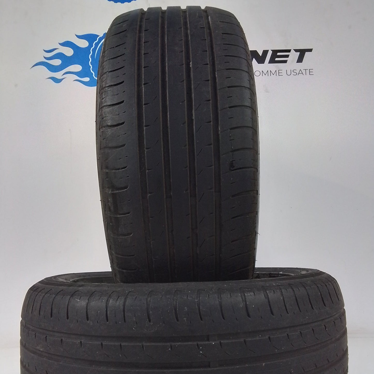 2 Maxxis Premitra 5 235 50 18 97V