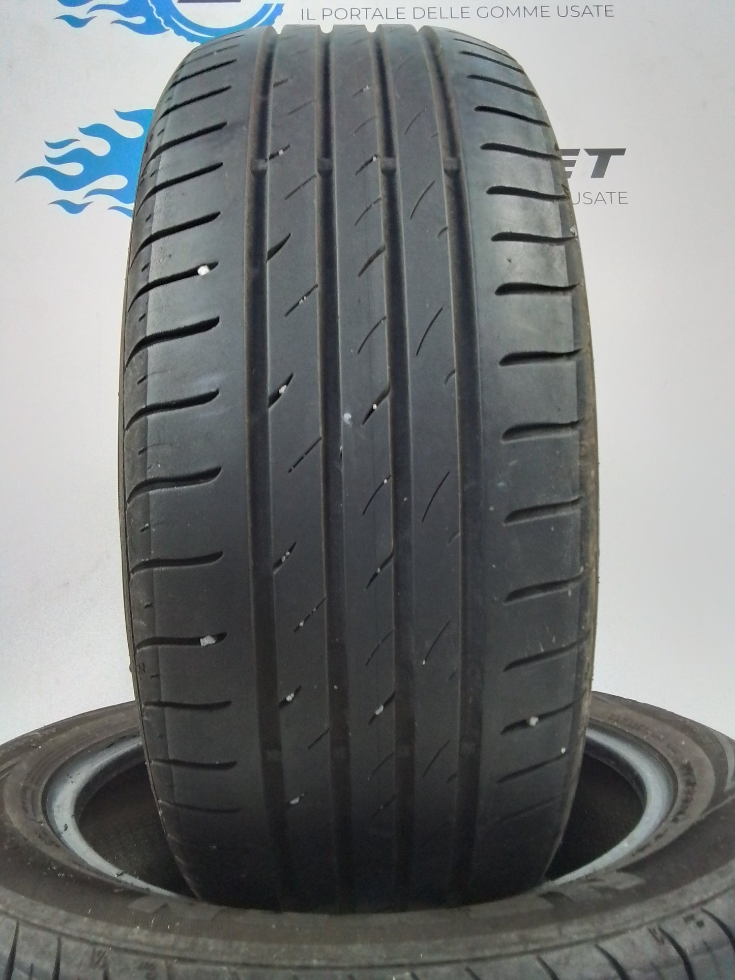 2 Nexen Nblue HD Plus 205 55 17 95V