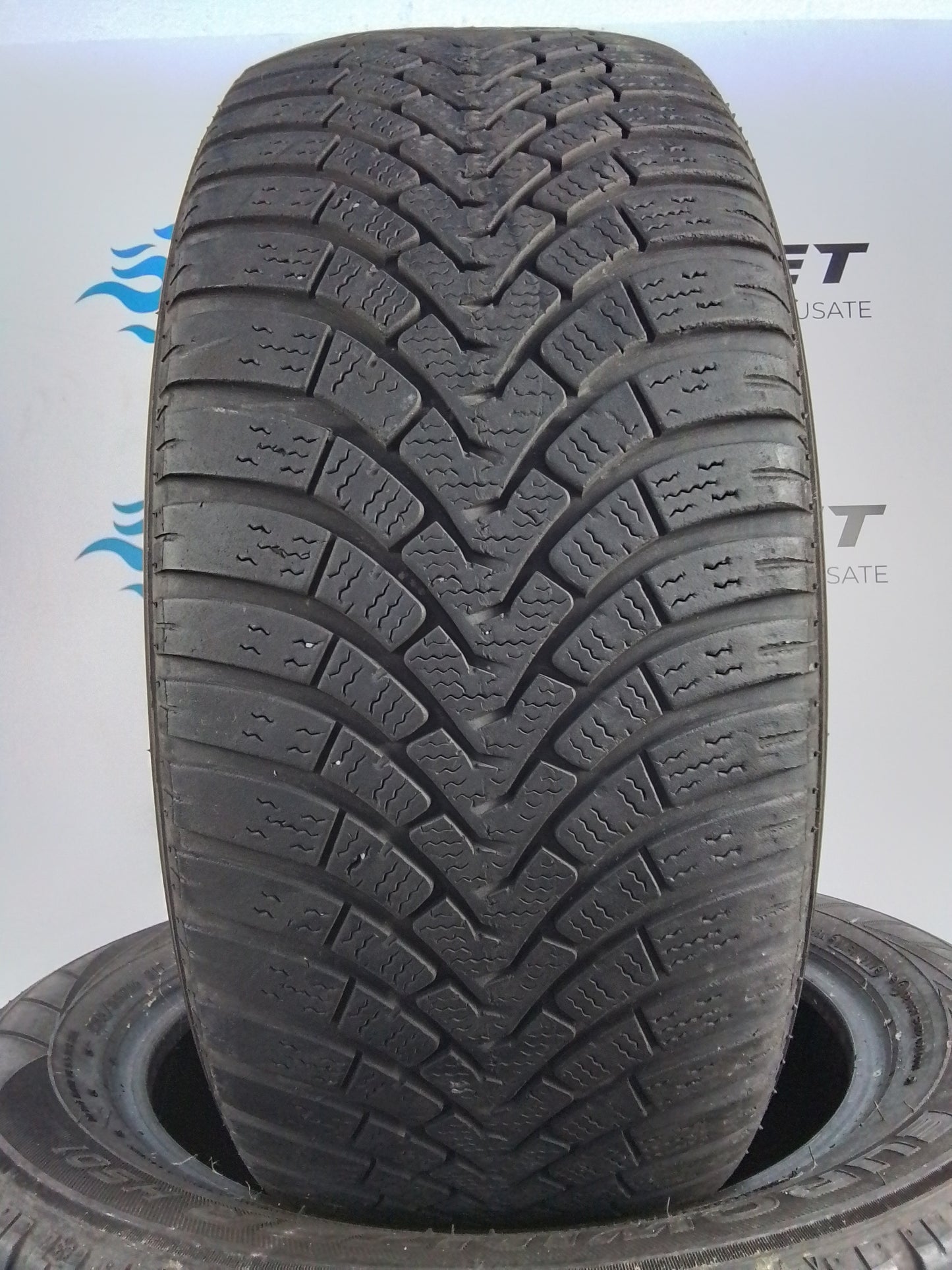 4 Falken Eurowinter Hs01 205 60 16 96H