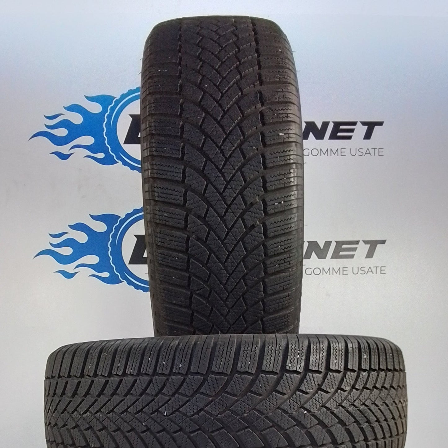 2 Bridgeston Blizzak LM005 225 40 18 92V m+s