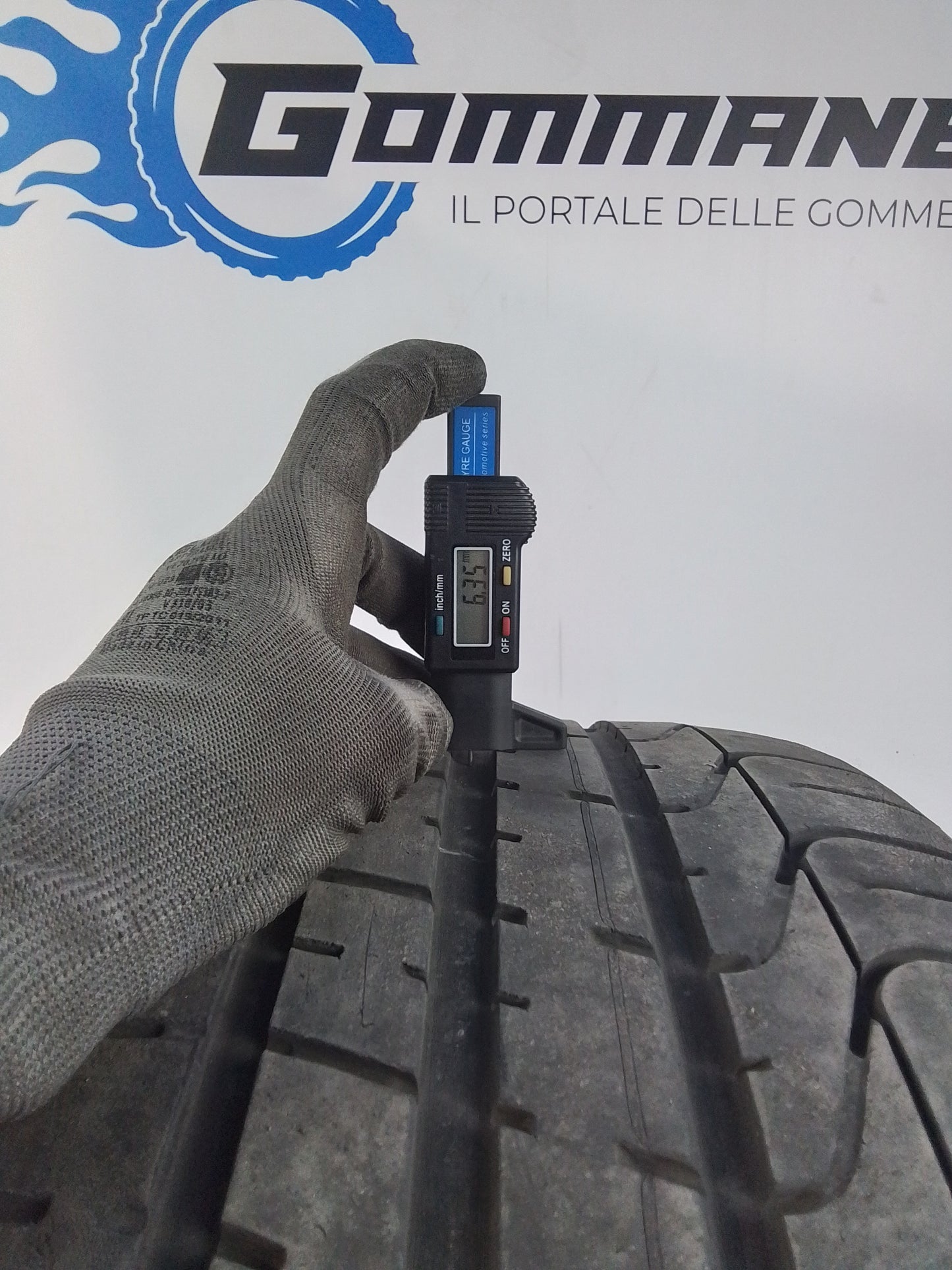 4 Pirelli Pzero Tm 255 35 20 97Y