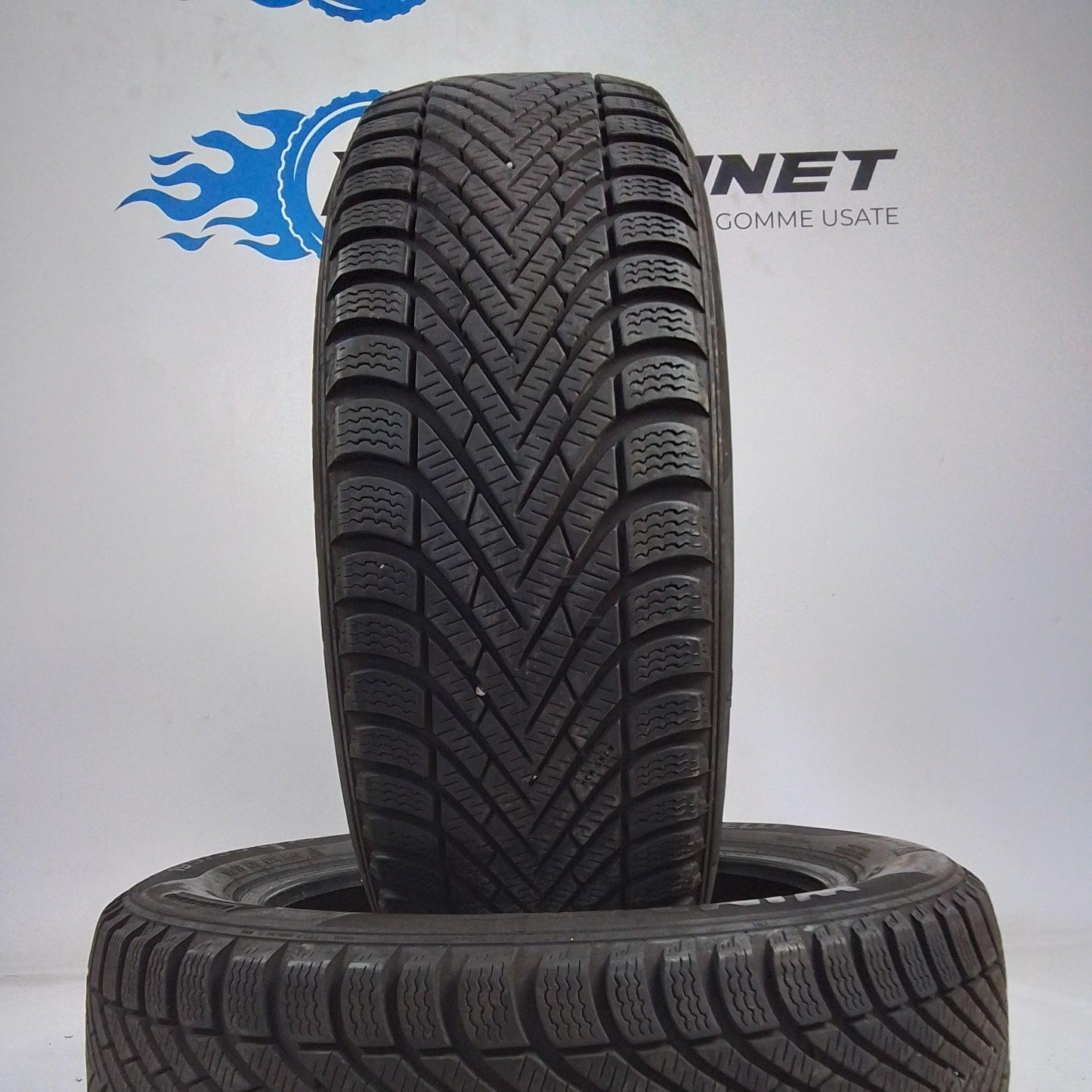 2 Pirelli 195/45 R16 Winter Cinturato