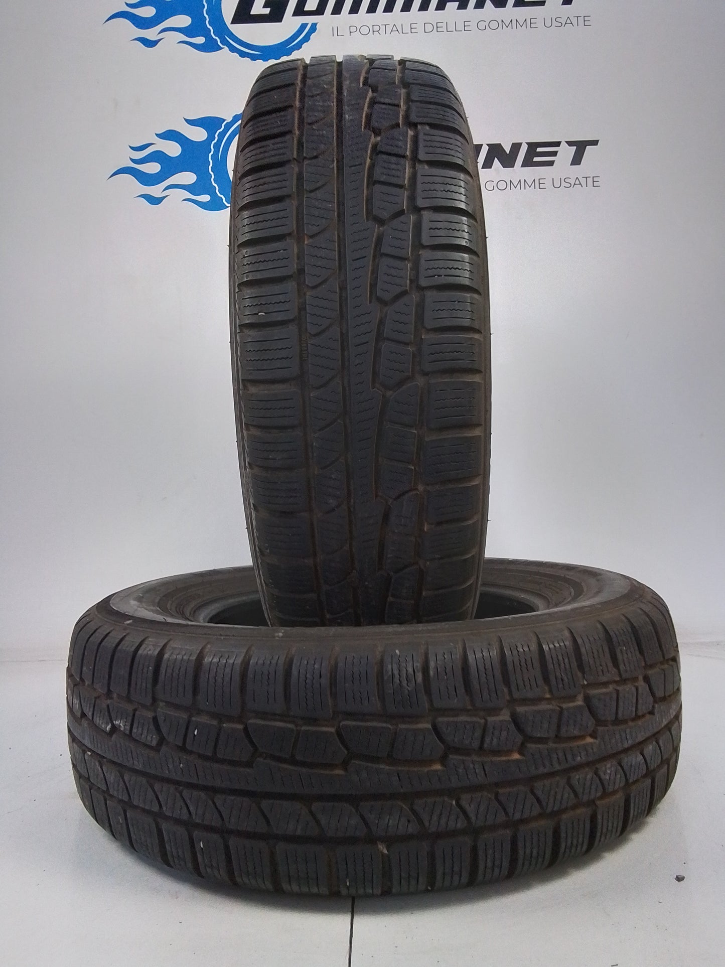 2 Nokian WrG2 All Weater Plus 215 70 16 100H