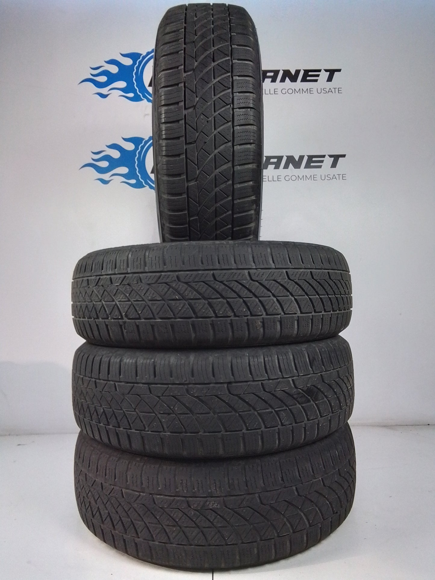 4 Hankook Kinergy 4S 205 70 15 96T M+S