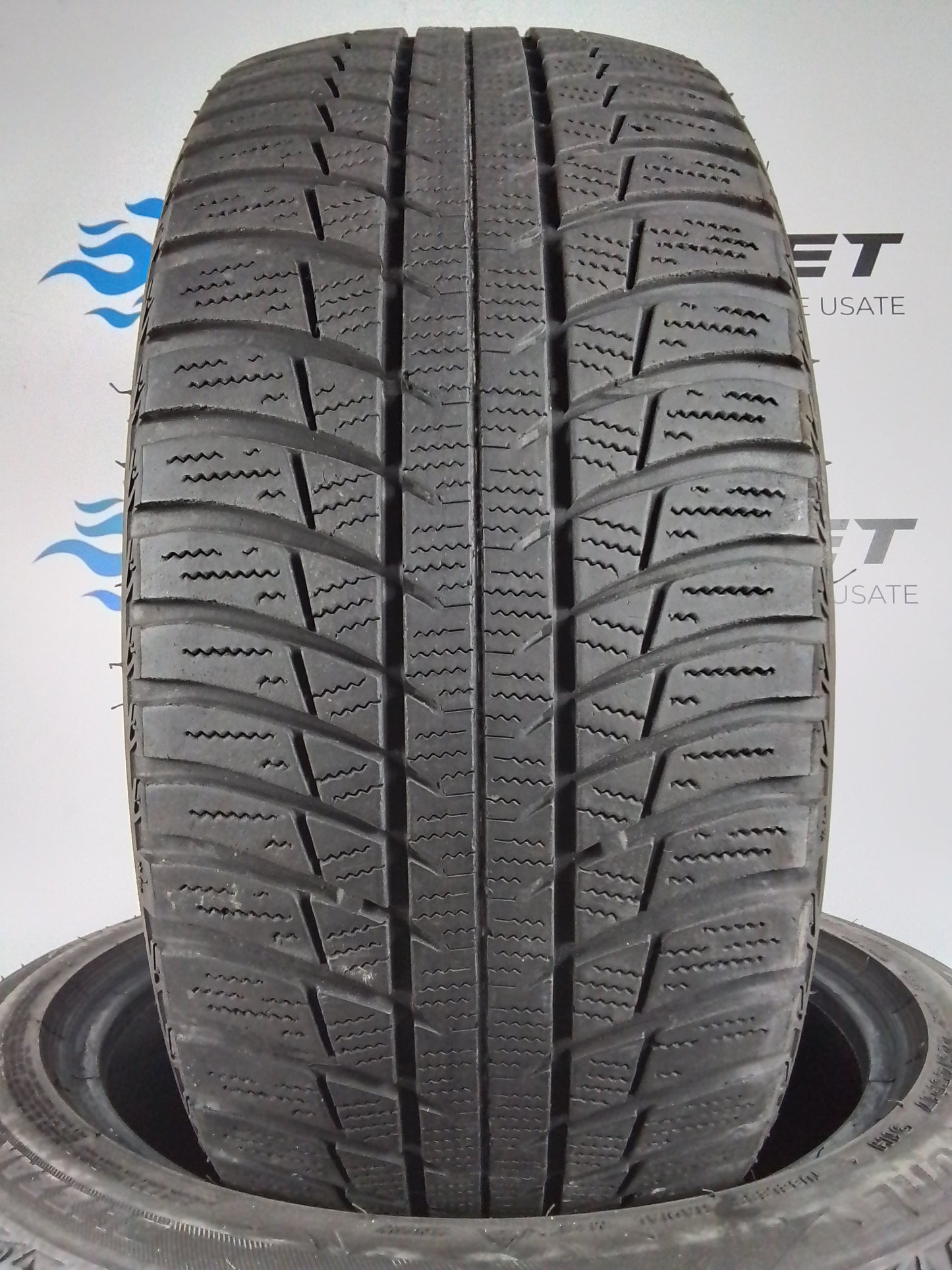 4 Bridgestone Blizzak LM001 205 55 16 91H m+s