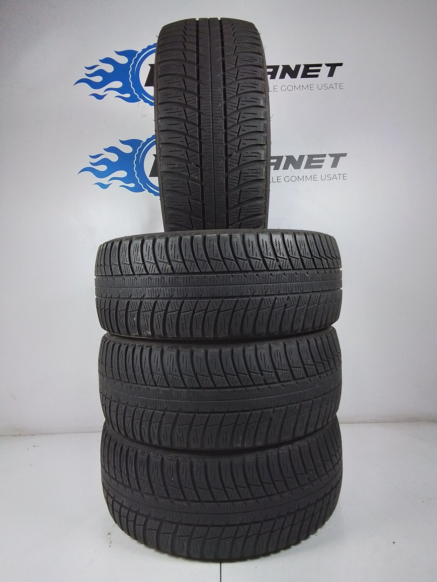 4 Bridgestone Blizzak LM001 205 55 16 91H m+s