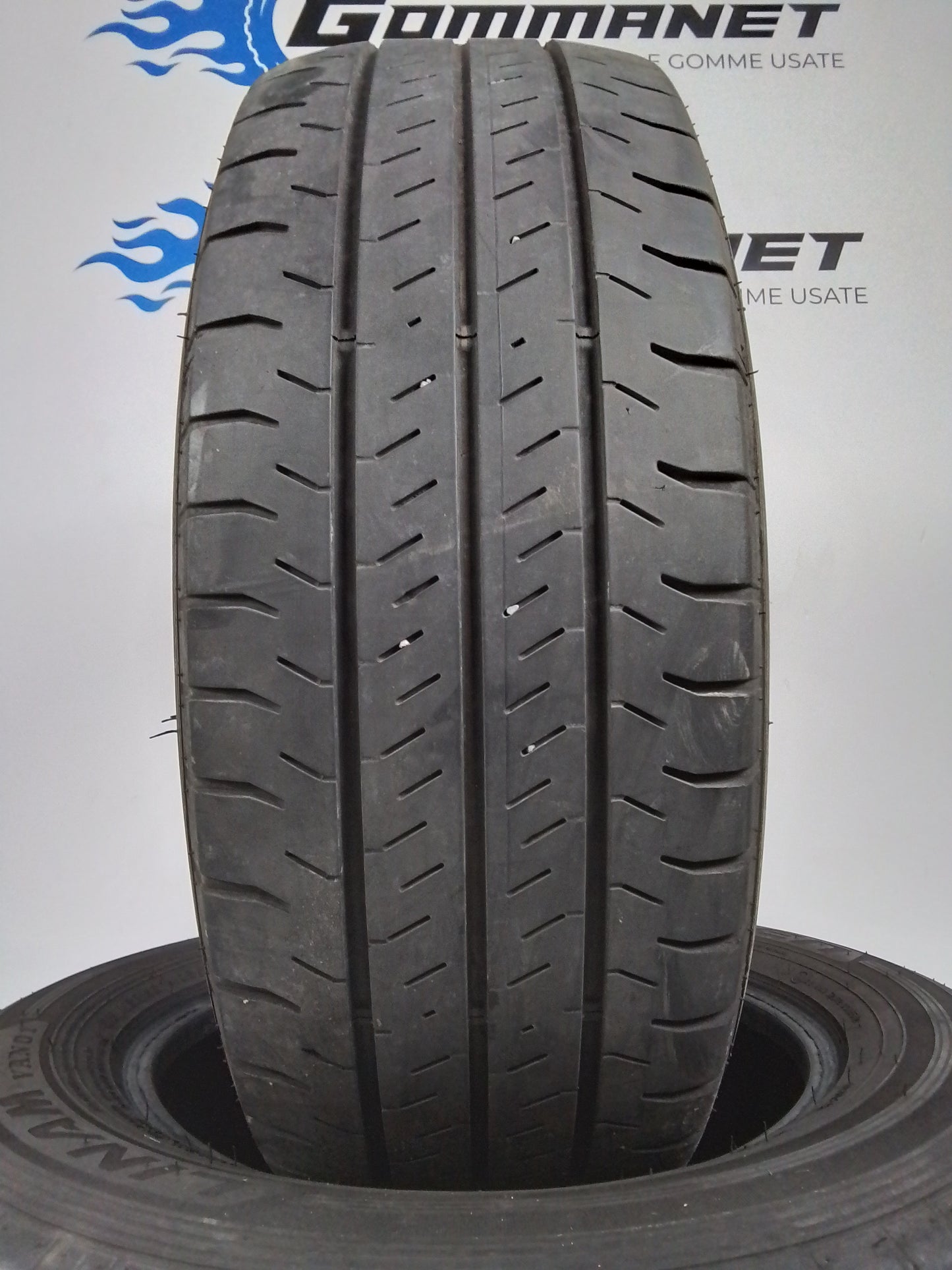 2 Falken Van01 215 65 16C 109/107T