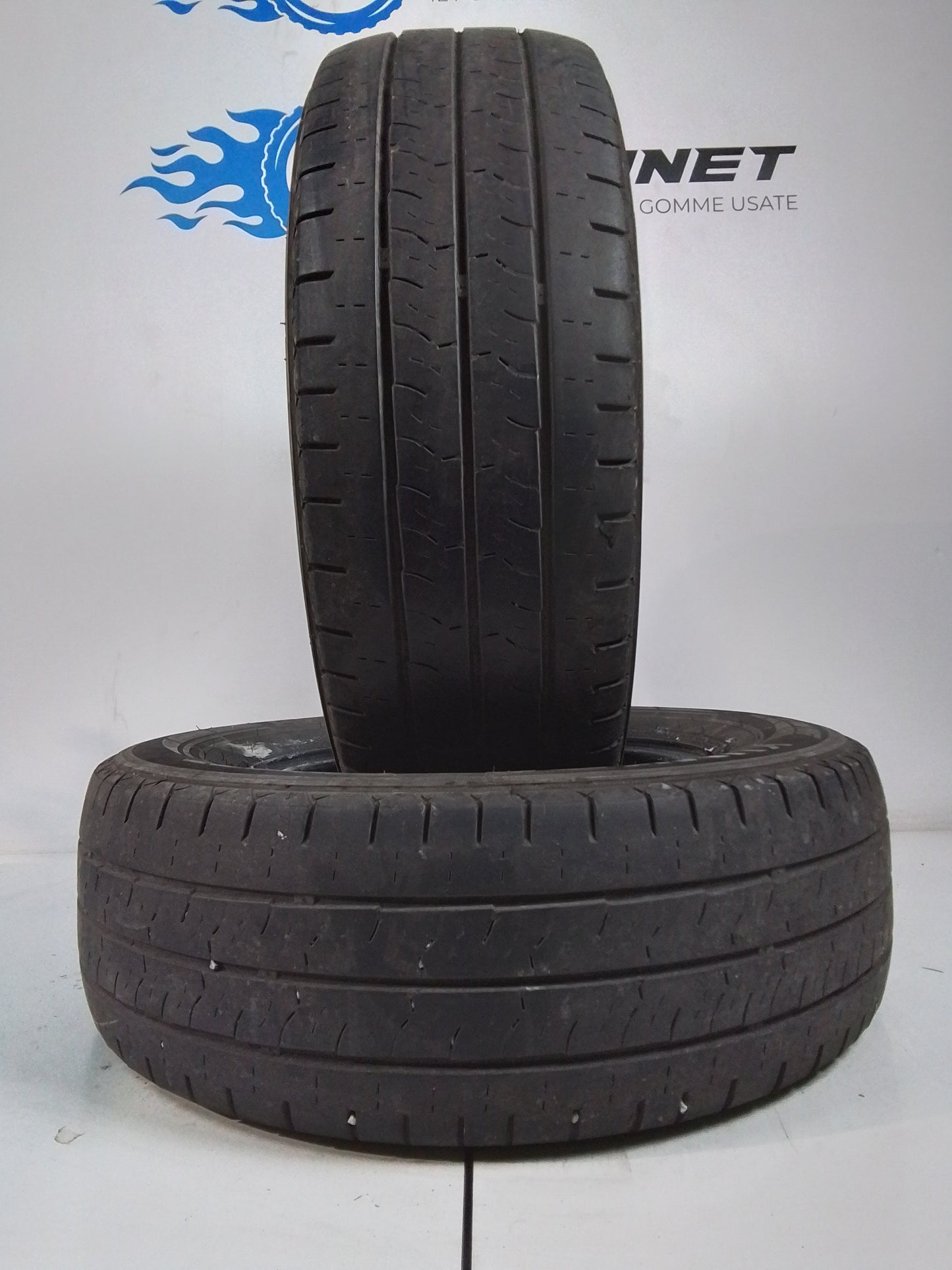 2 Kumho PorTran Kc53 215 70 15C 109/107T