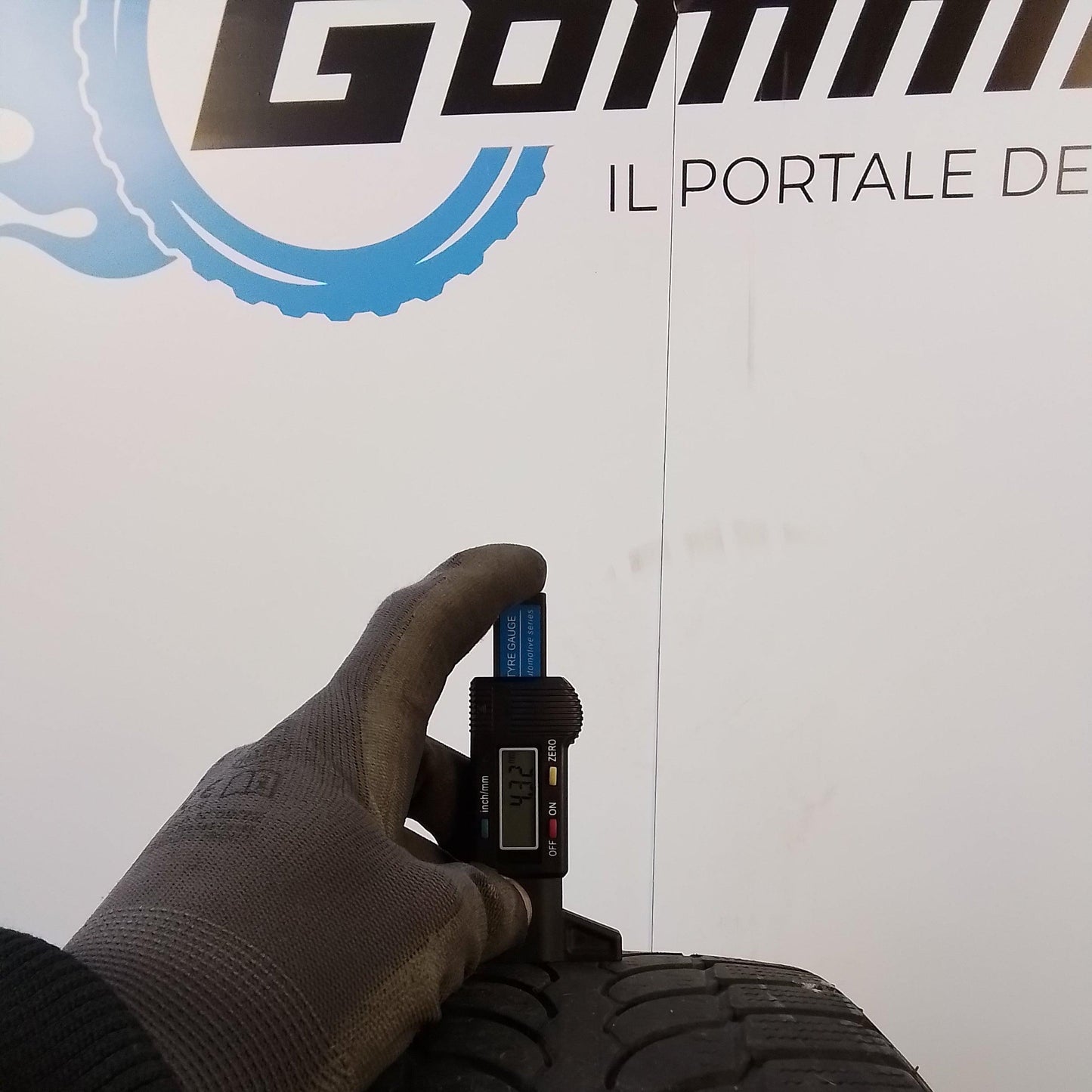 2 Bridgestone Blizzak LM-32 175 60 15 81T m+s