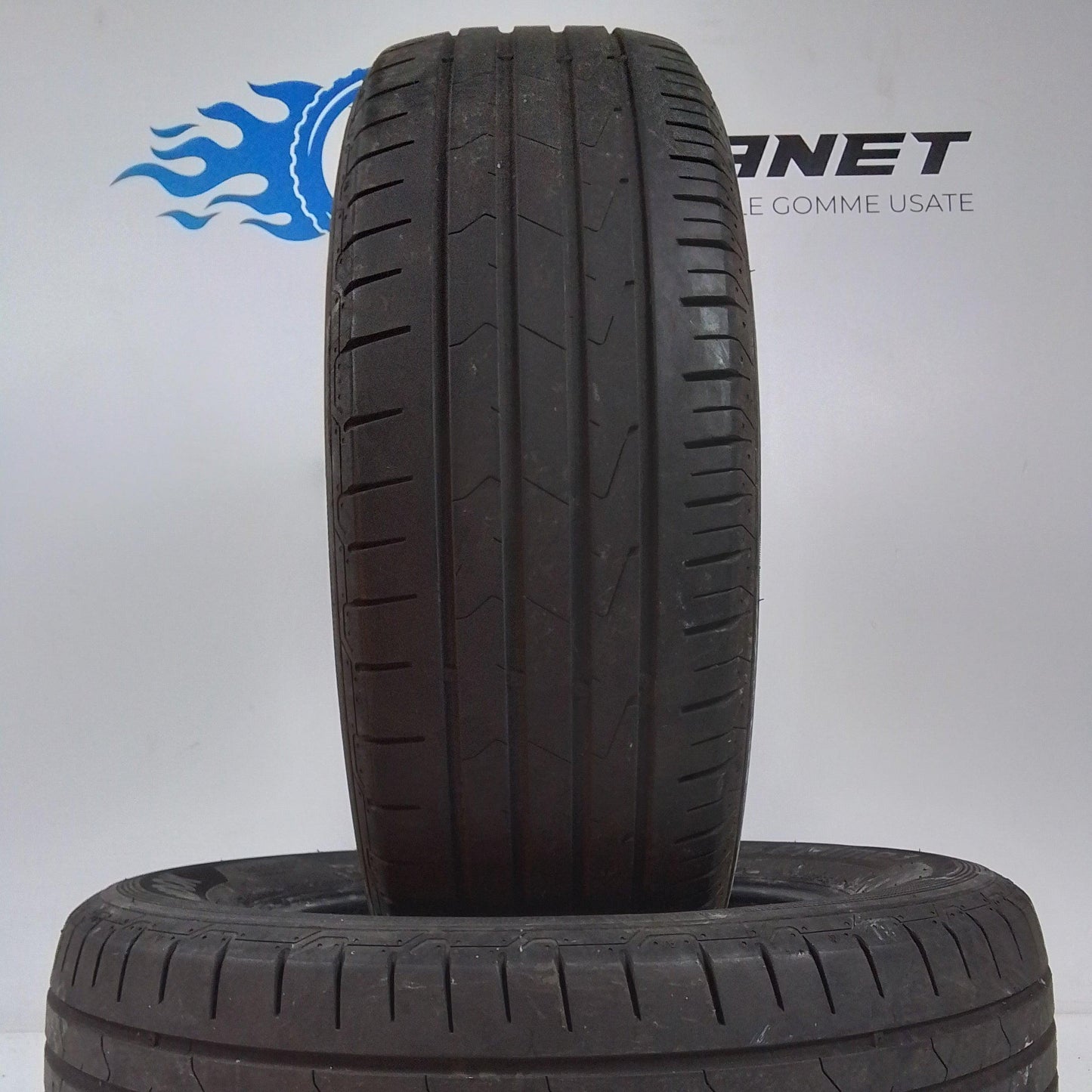 2 Hankook 215/65 R16 Ventus Prime 3 98h
