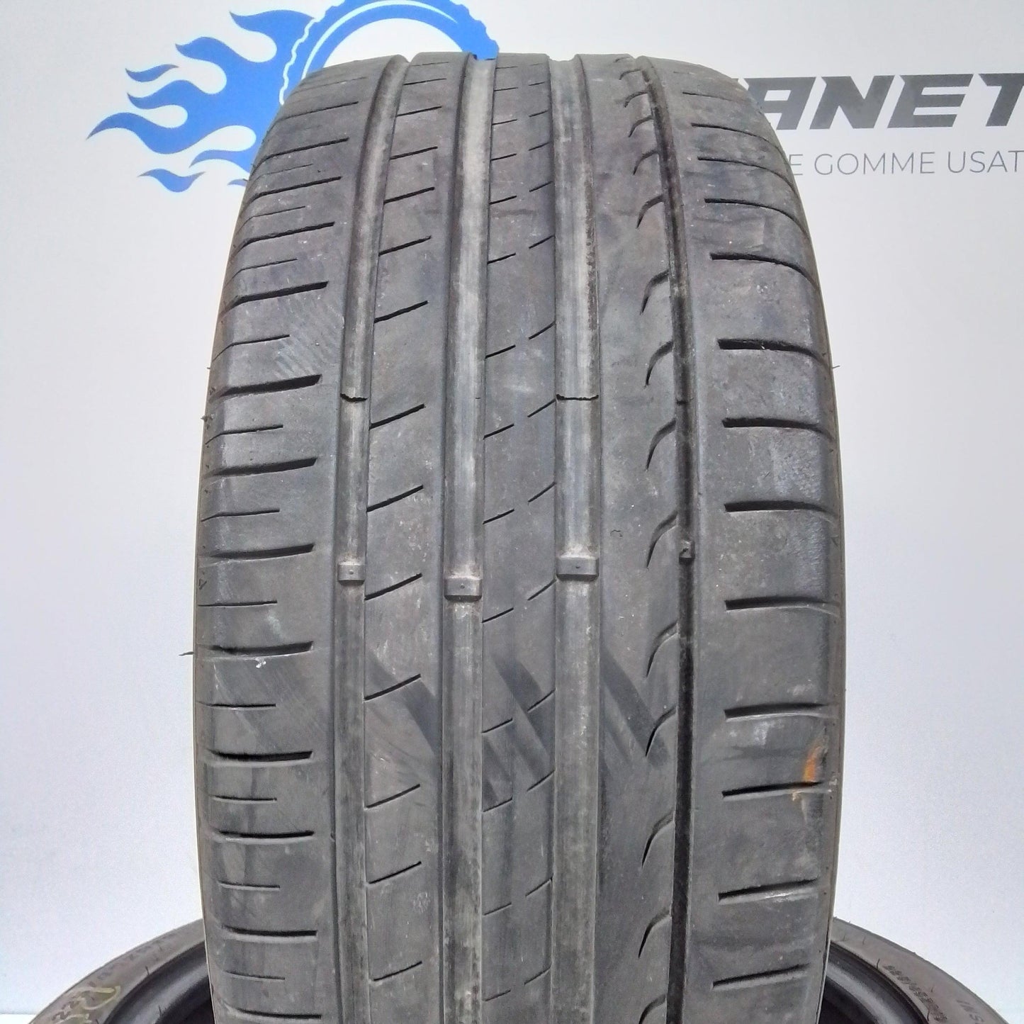 2 Imperial Ecosport 2 225 45 19  96Y