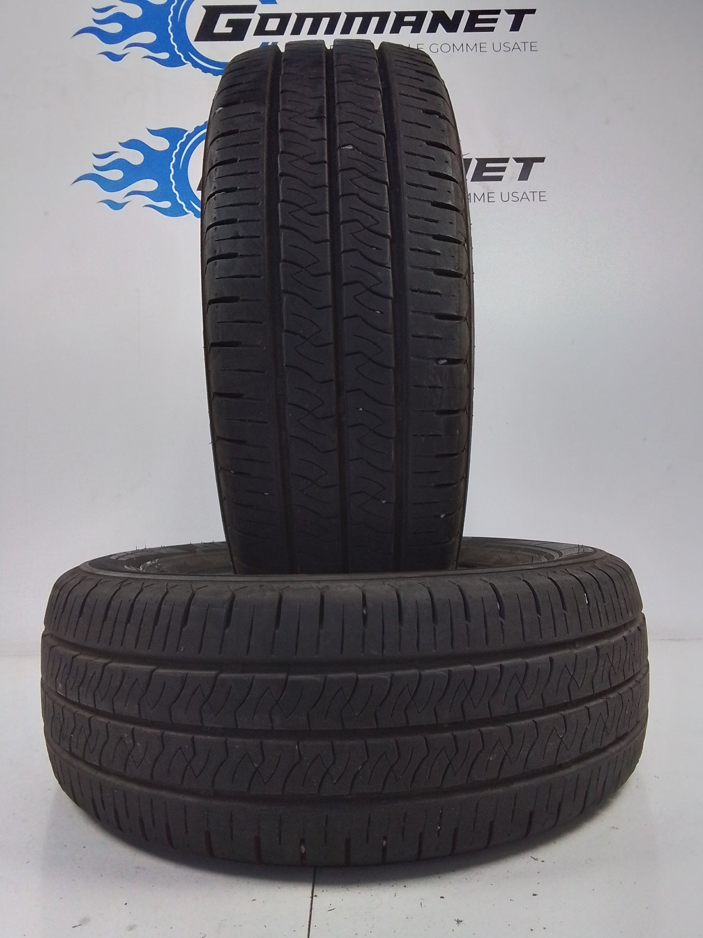 2 Kumho PorTran Kc53 235 65 16C 115/113R