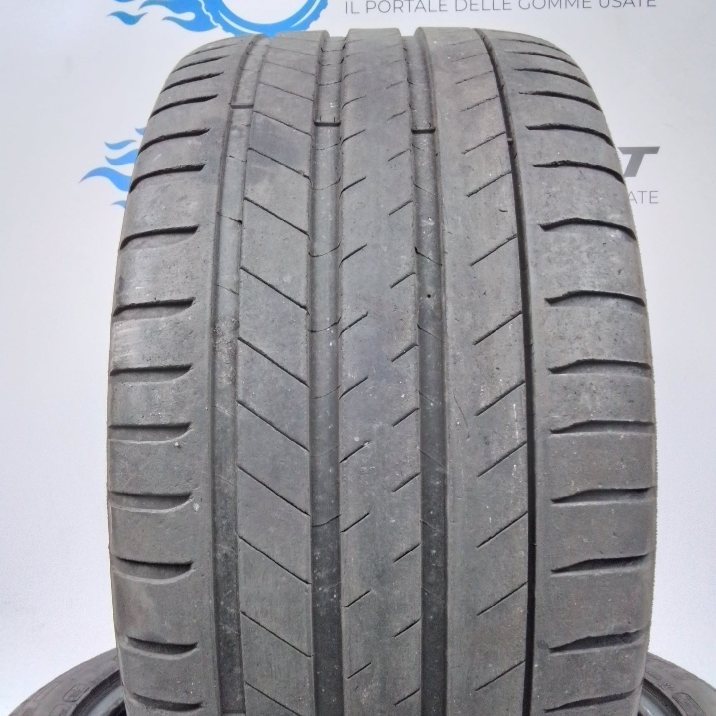 2 Michelin 265/40 R21 Latitude Sport 3 N2 101Y