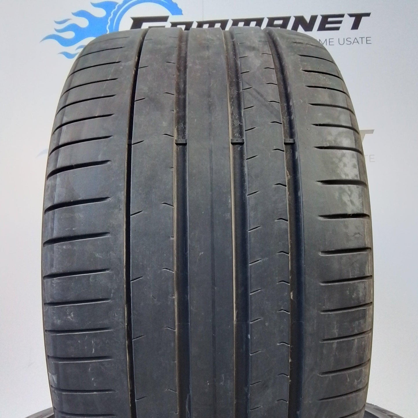 2 Pirelli Pzero 315 35 21 111Y RUN FLAT