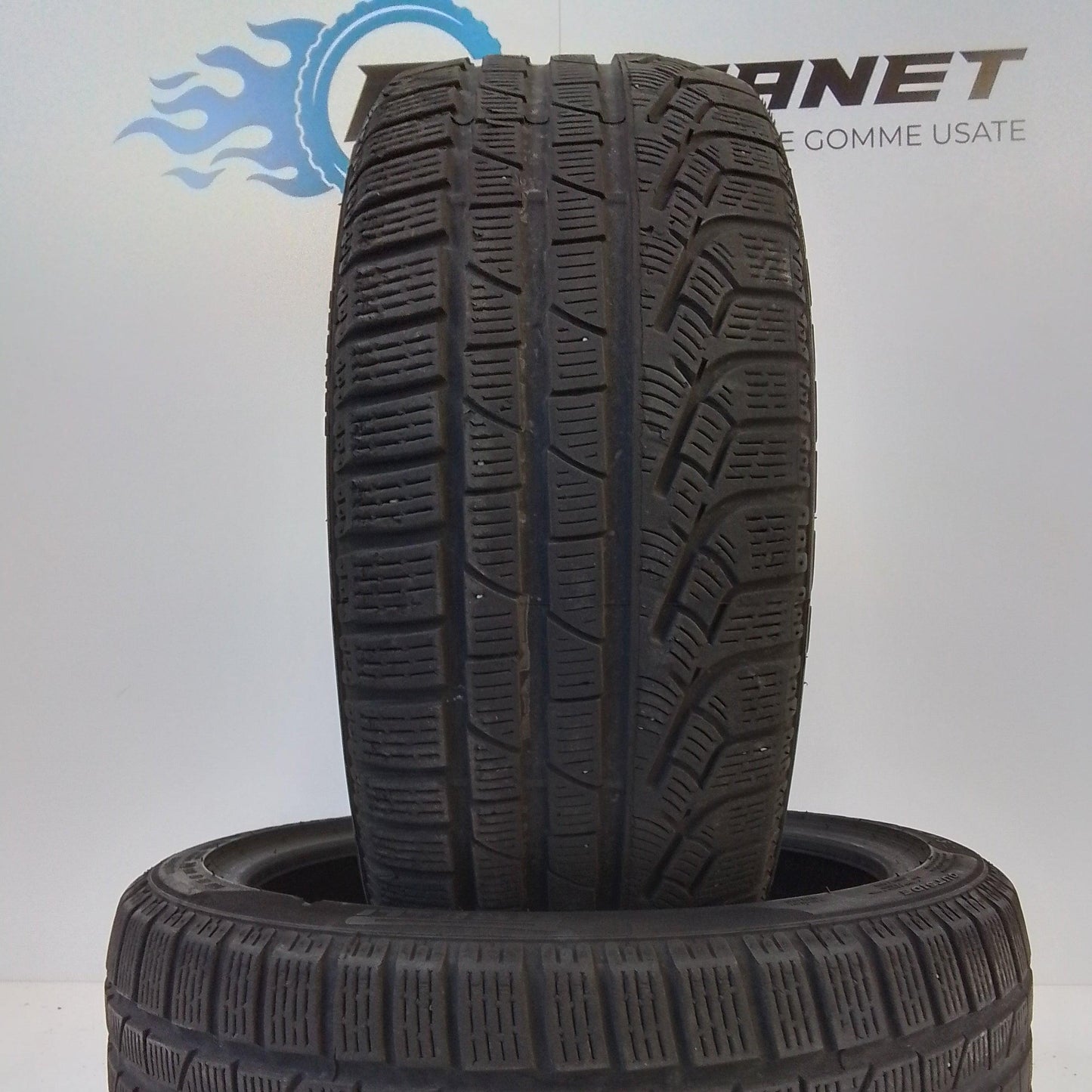 2 Pirelli Sottozero Winter 210 215 40 17 87H m+s