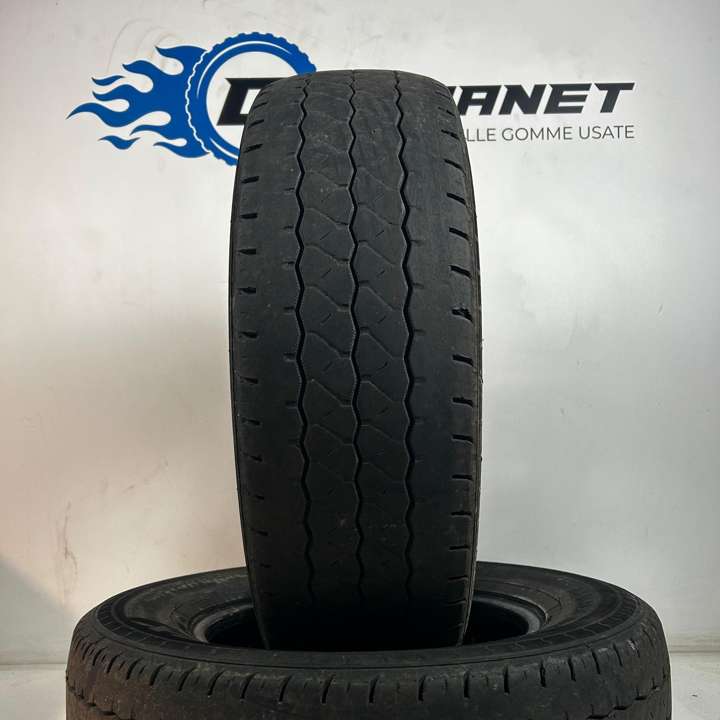 2 Road X 215/70 R15c EcoFour