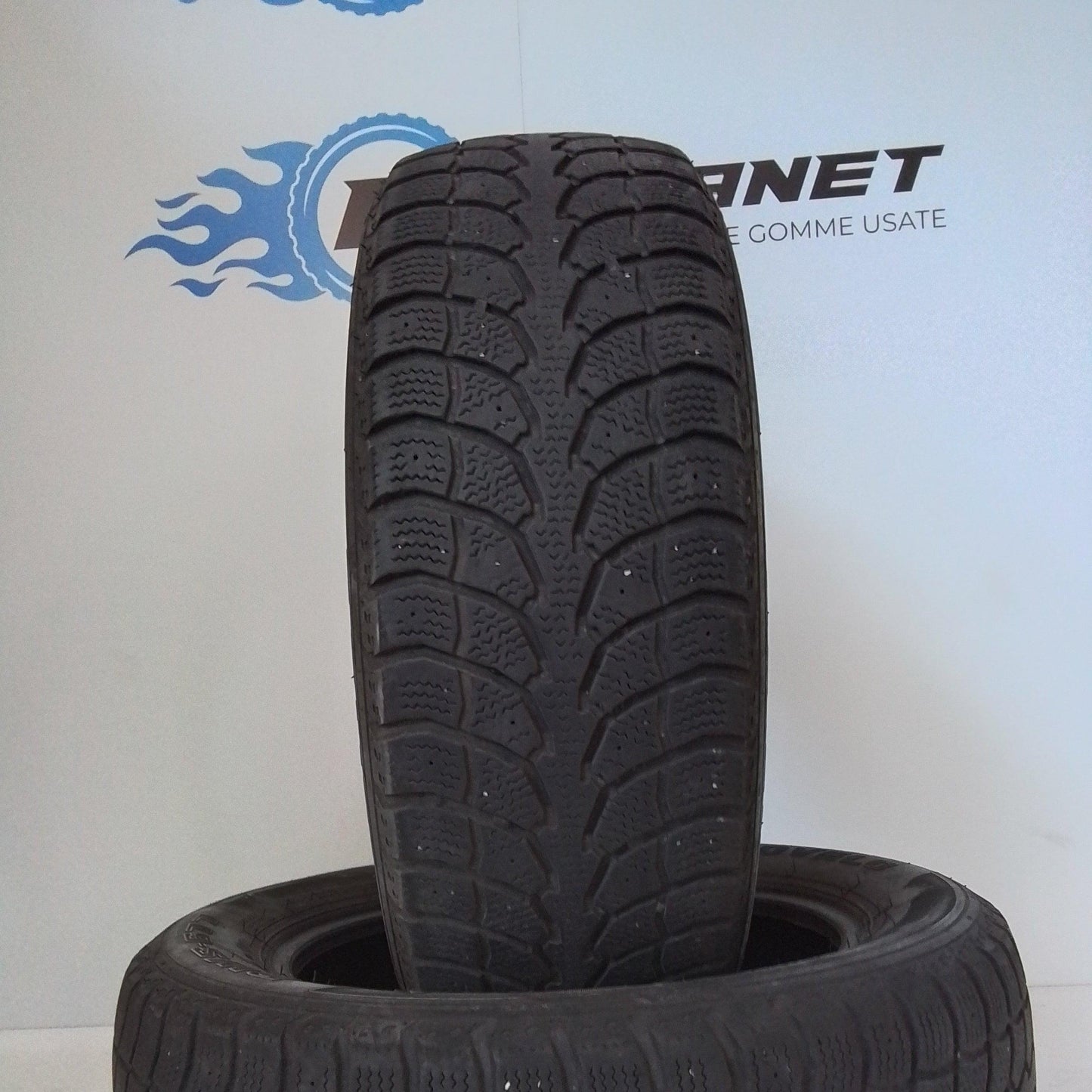 2 Rovelo RWS-677 215 60 17 96T
