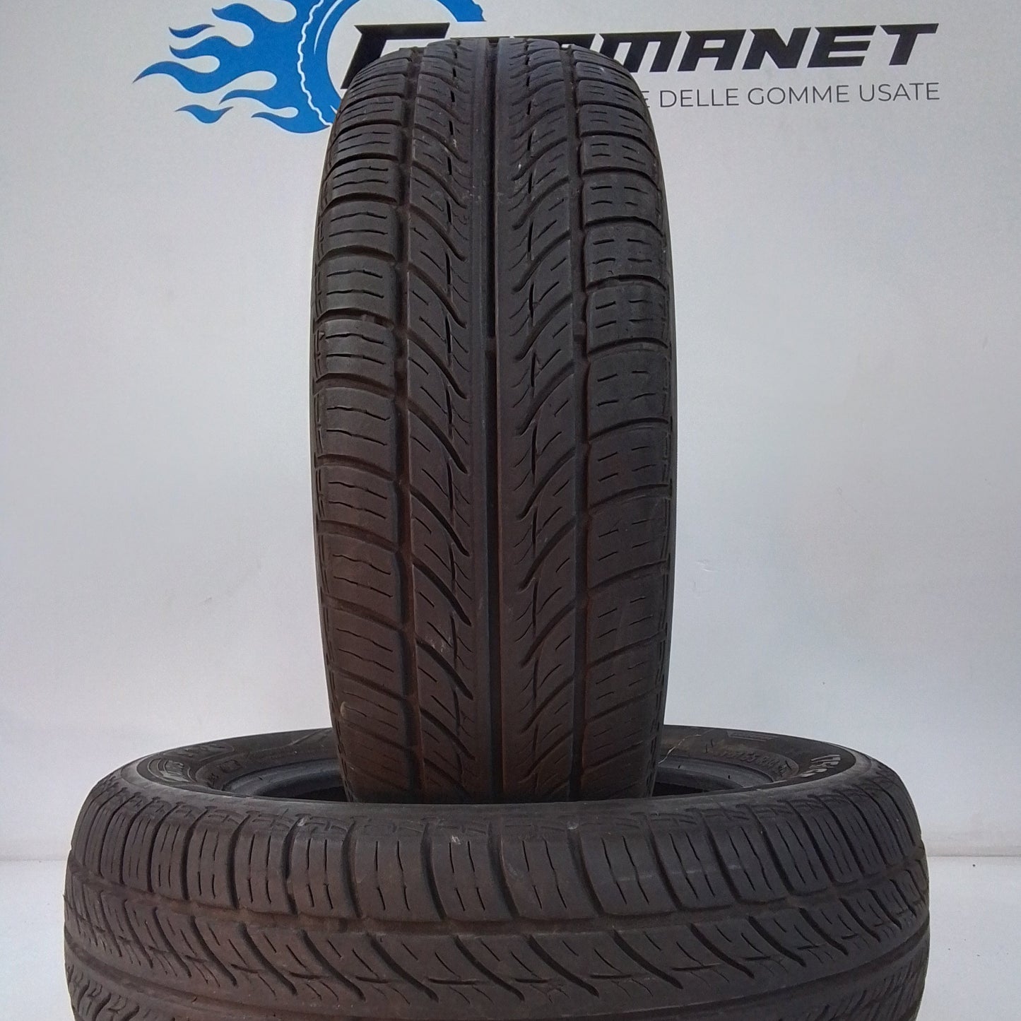 2 Taurus Touring (Michelin) 175 65 14 82H