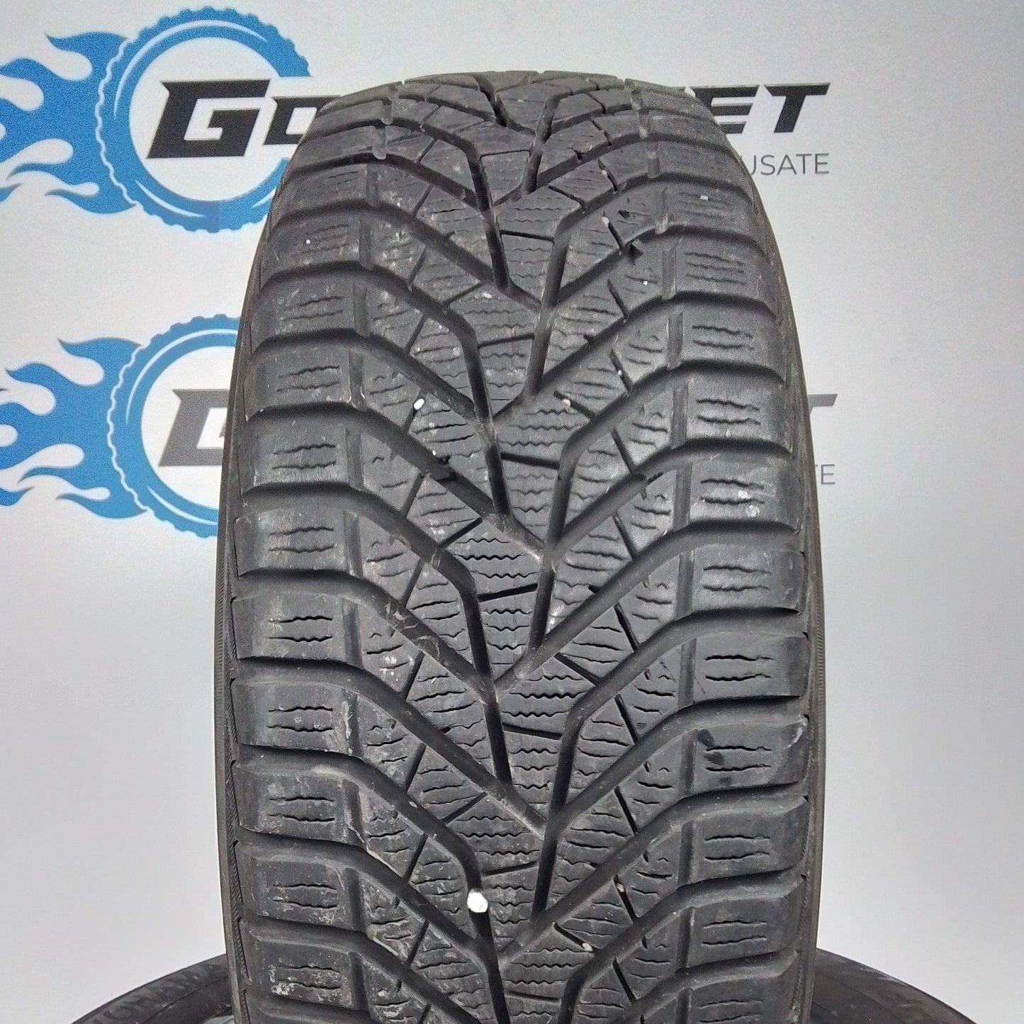 2 Yokohama Wdrive V905 185 60 15 88T m+s