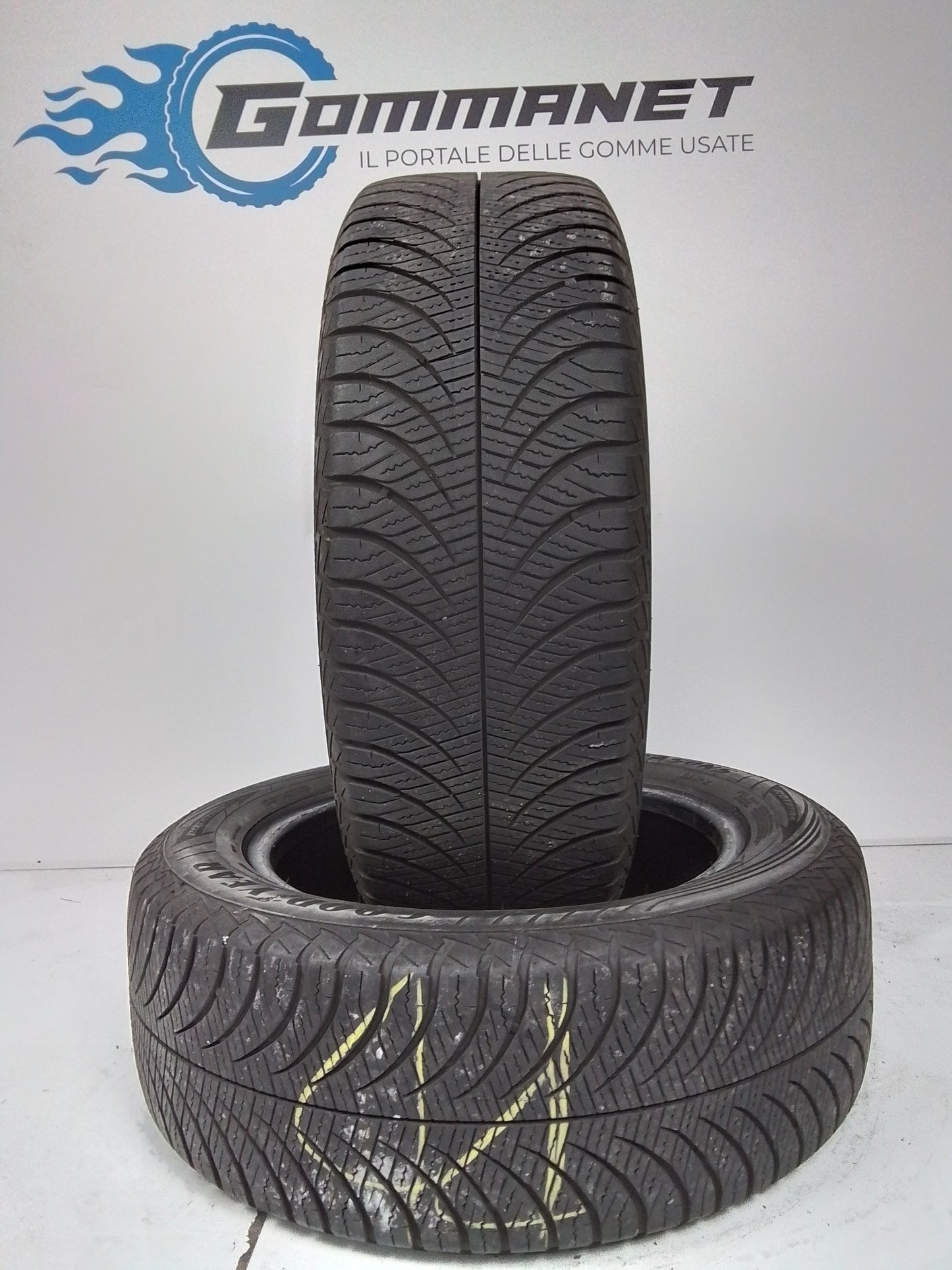 2 Goodyear Vector 4S 195 55 15 85H