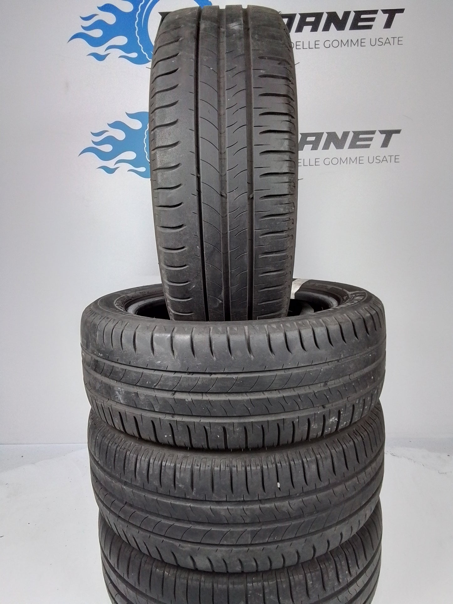 4 Michelin Energy Saver 205 60 16 96H XL