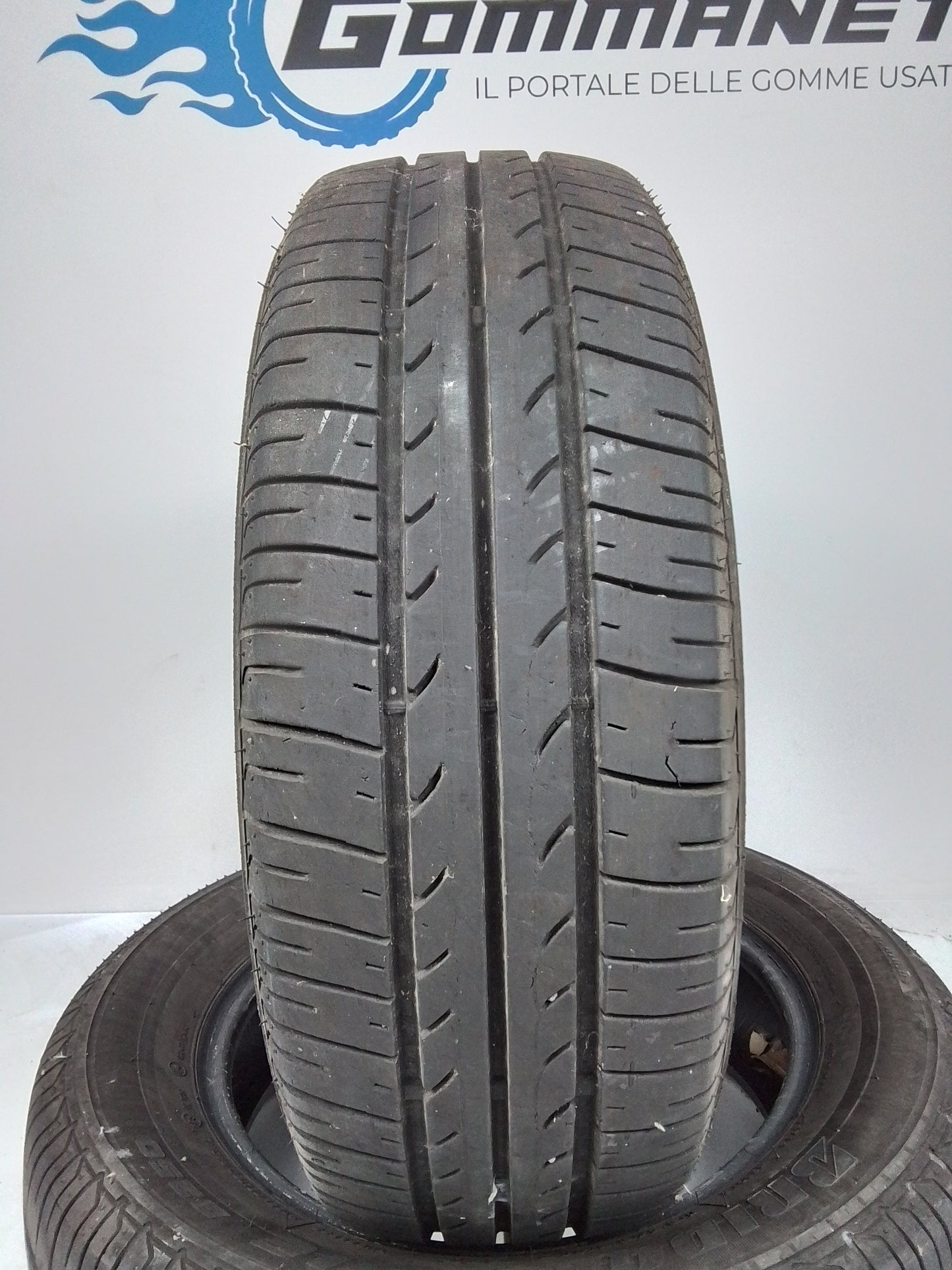 2 Bridgestone B250 175 60 15 81H